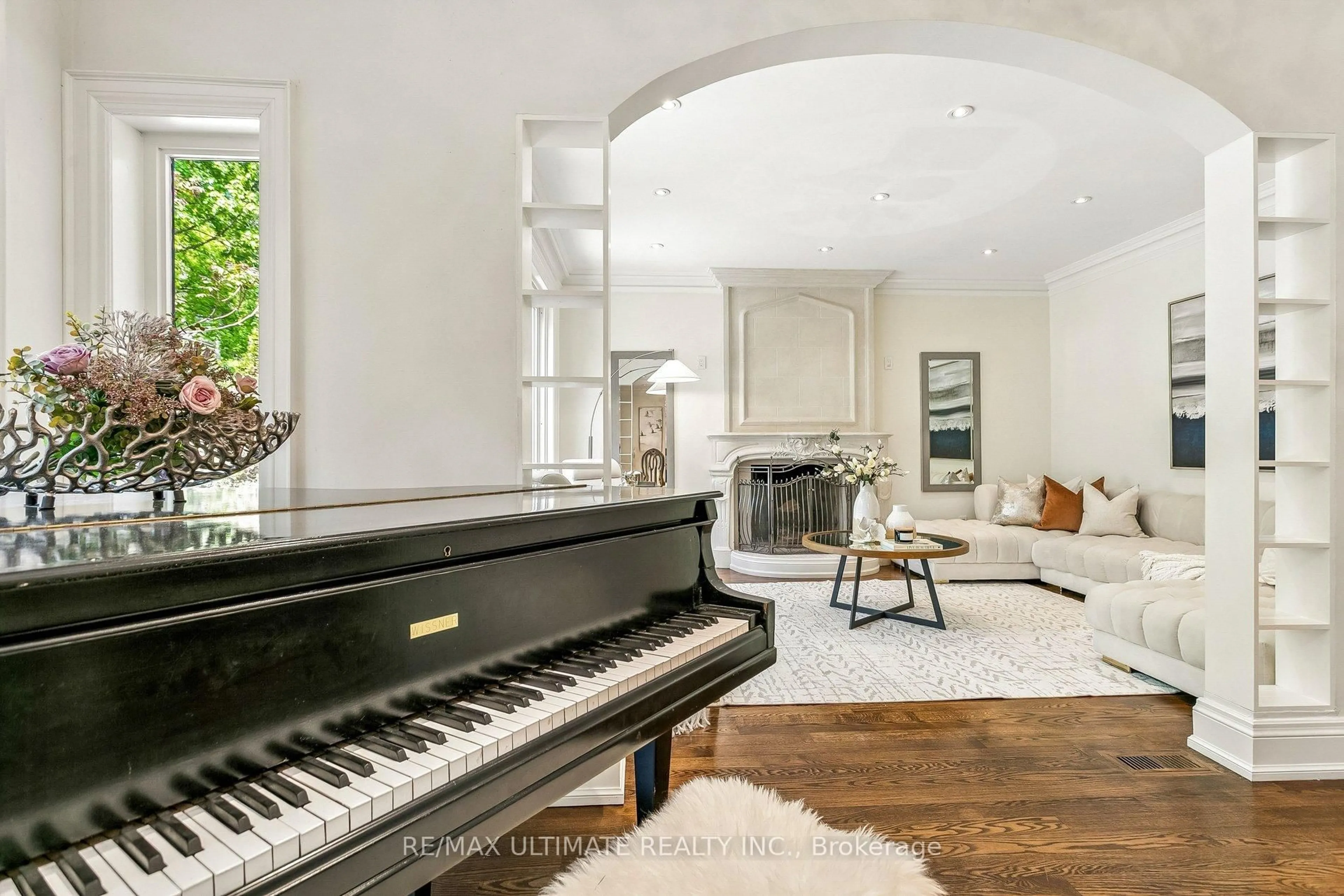 Unknown for 73 Bonnyview Dr, Toronto Ontario M8Y 3G7