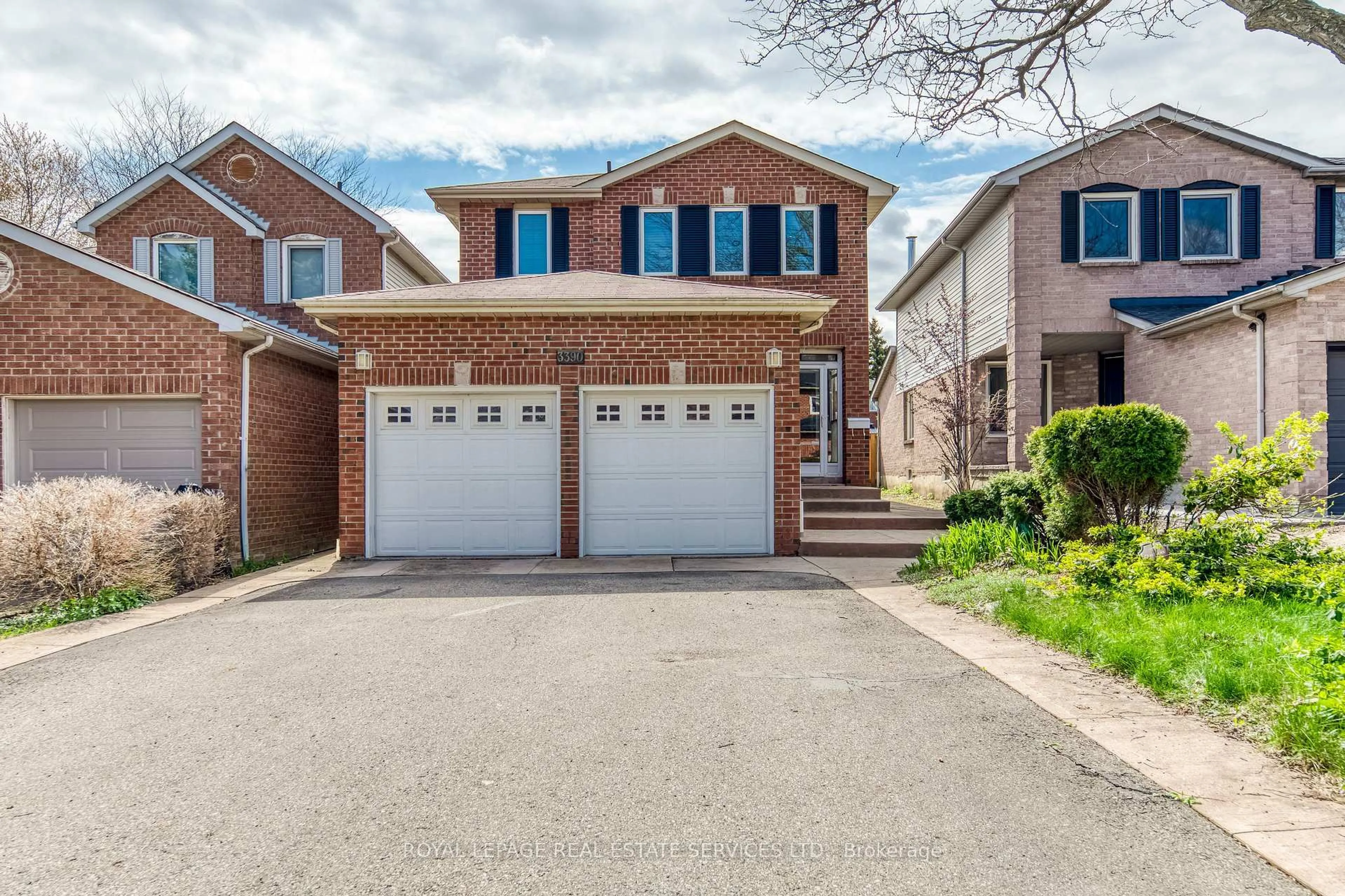 Home with brick exterior material, street for 3390 Chartrand Cres, Mississauga Ontario L5L 4C4