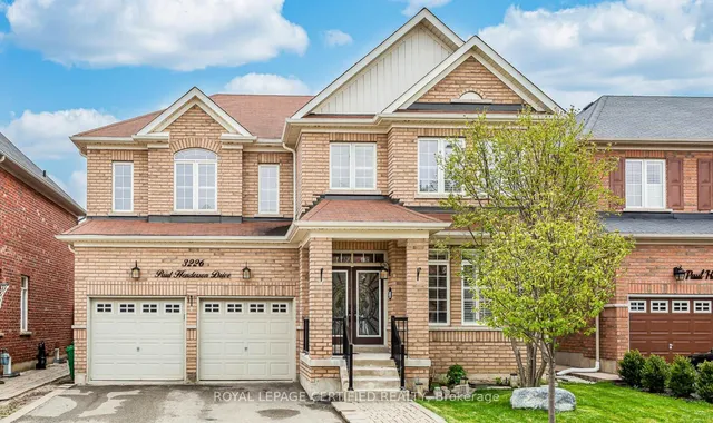 3226 Paul Henderson Dr, Mississauga 1