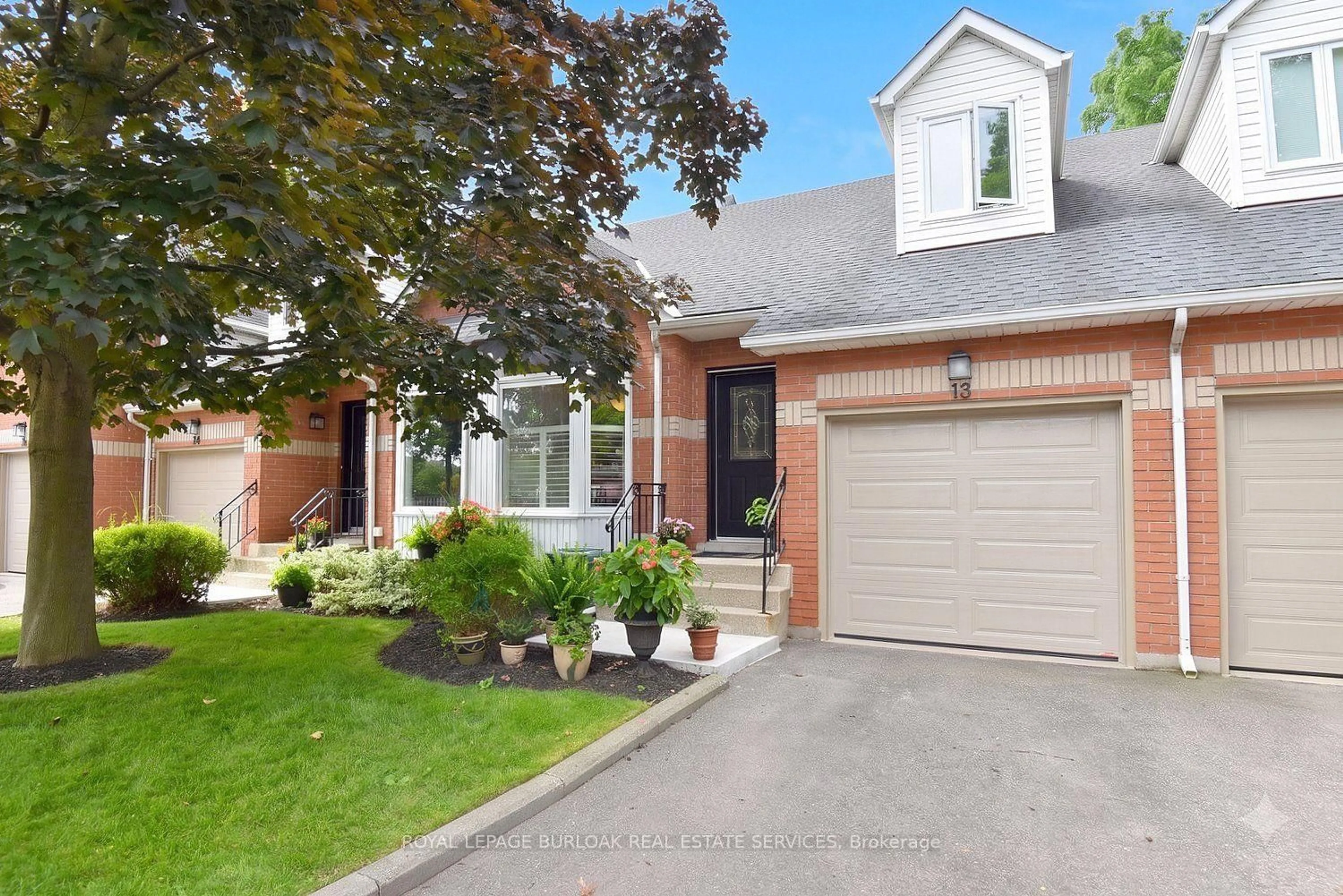 Home with brick exterior material, street for 476 Walkers Line #13, Burlington Ontario L7N 2E2
