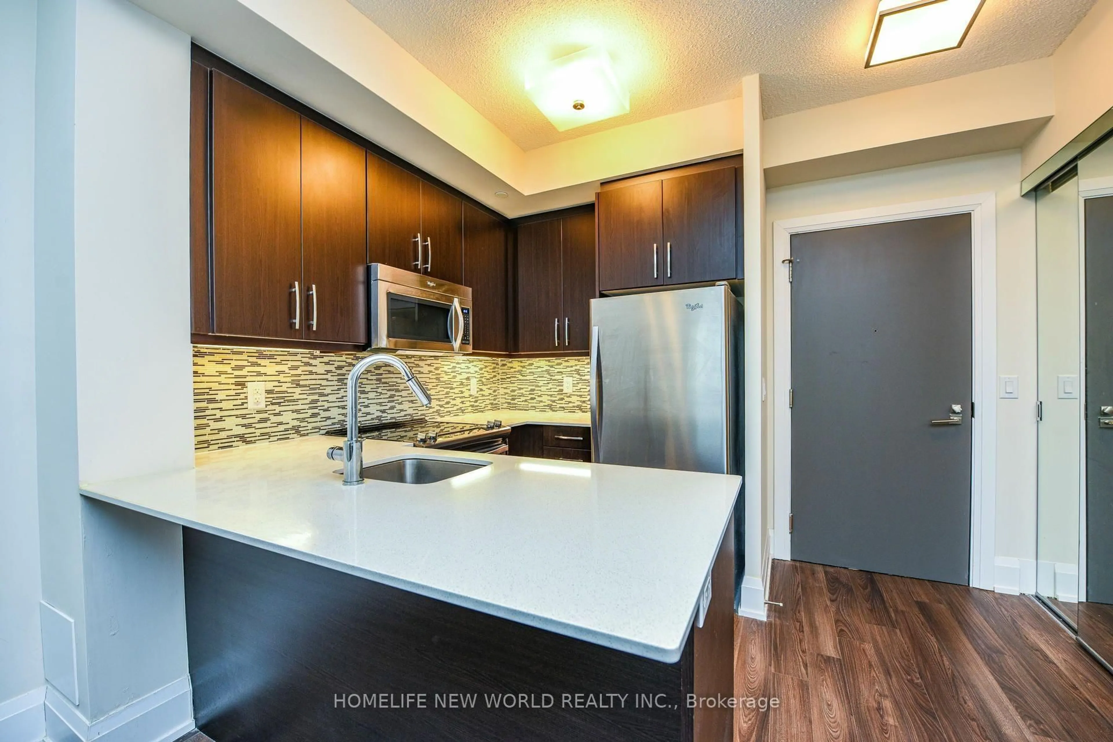 Standard kitchen, unknown for 1 Old Mill Dr #503, Toronto Ontario M6S 0A1