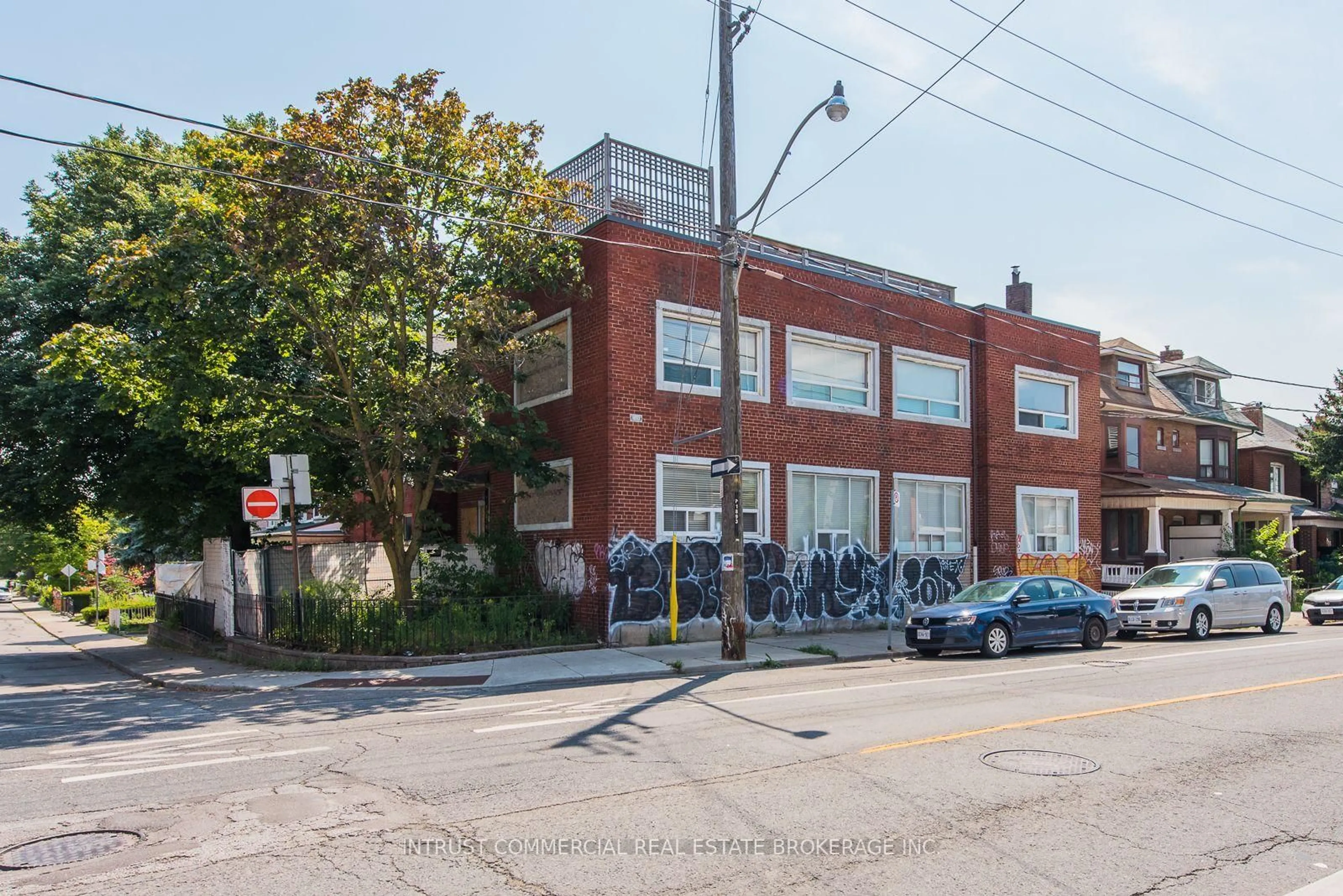 Unknown for 1893 Davenport Rd, Toronto Ontario M6N 1C1