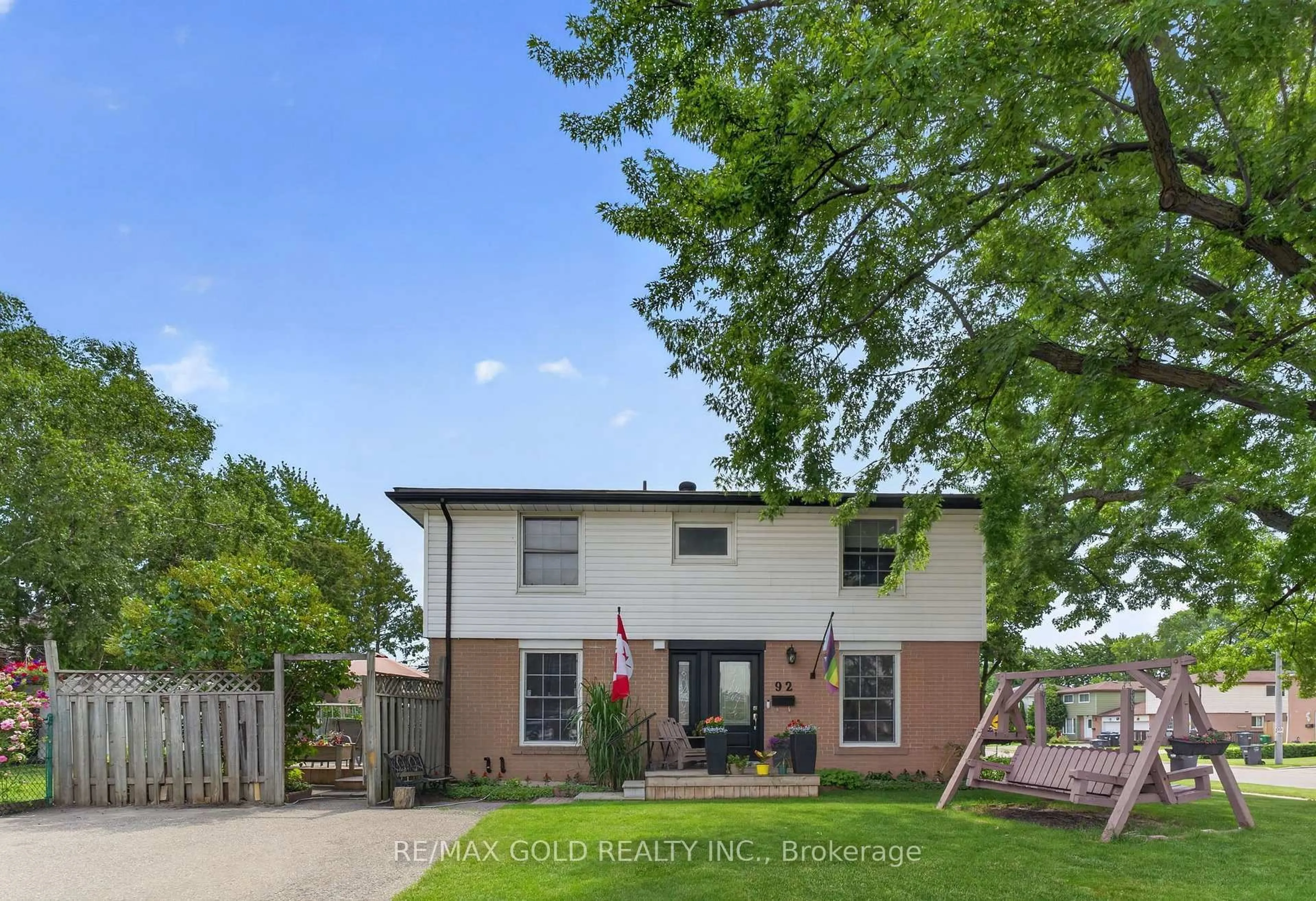 Home with brick exterior material, street for 92 Cathcart Cres, Brampton Ontario L6T 2A5