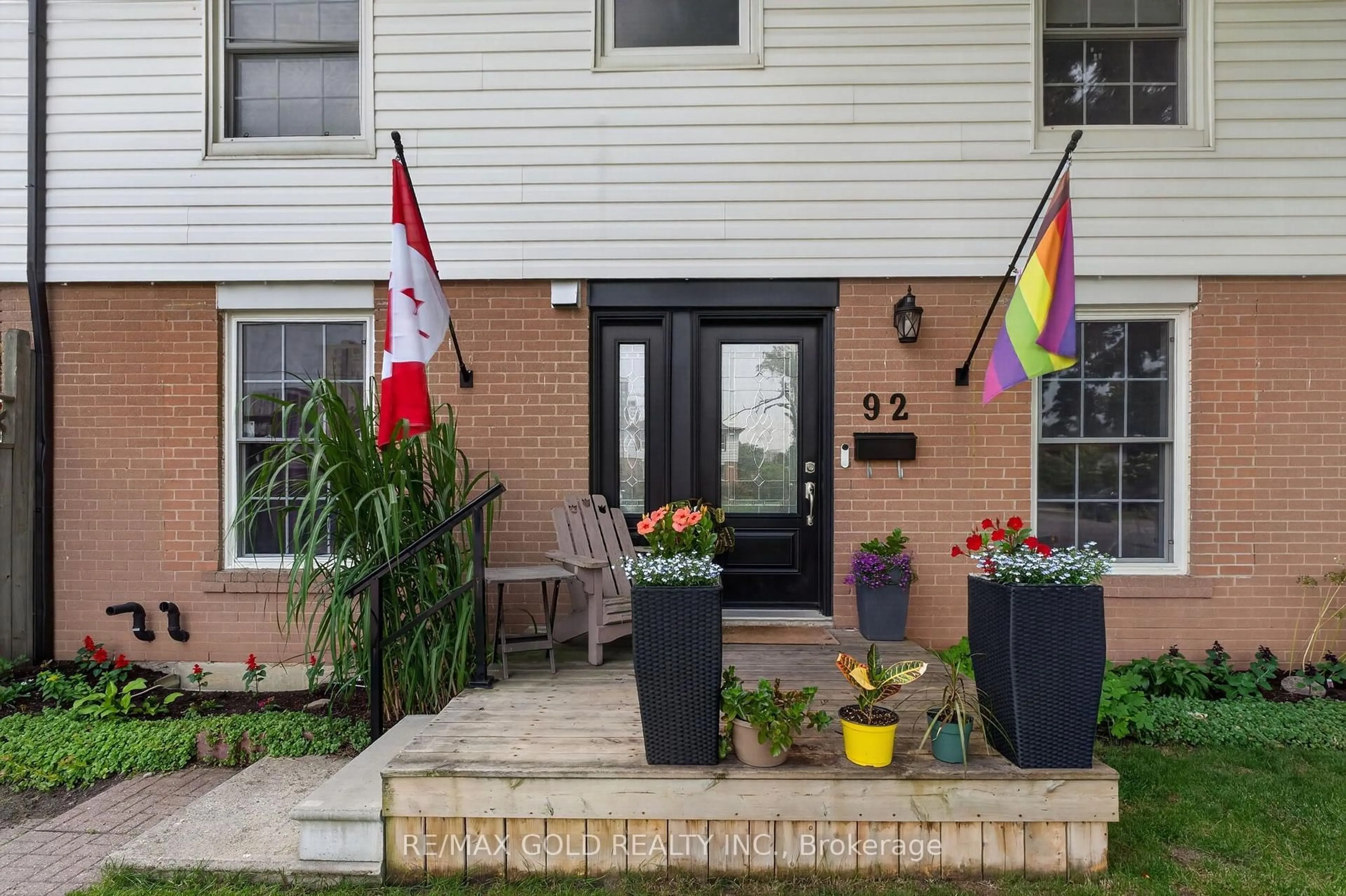 Unknown for 92 Cathcart Cres, Brampton Ontario L6T 2A5