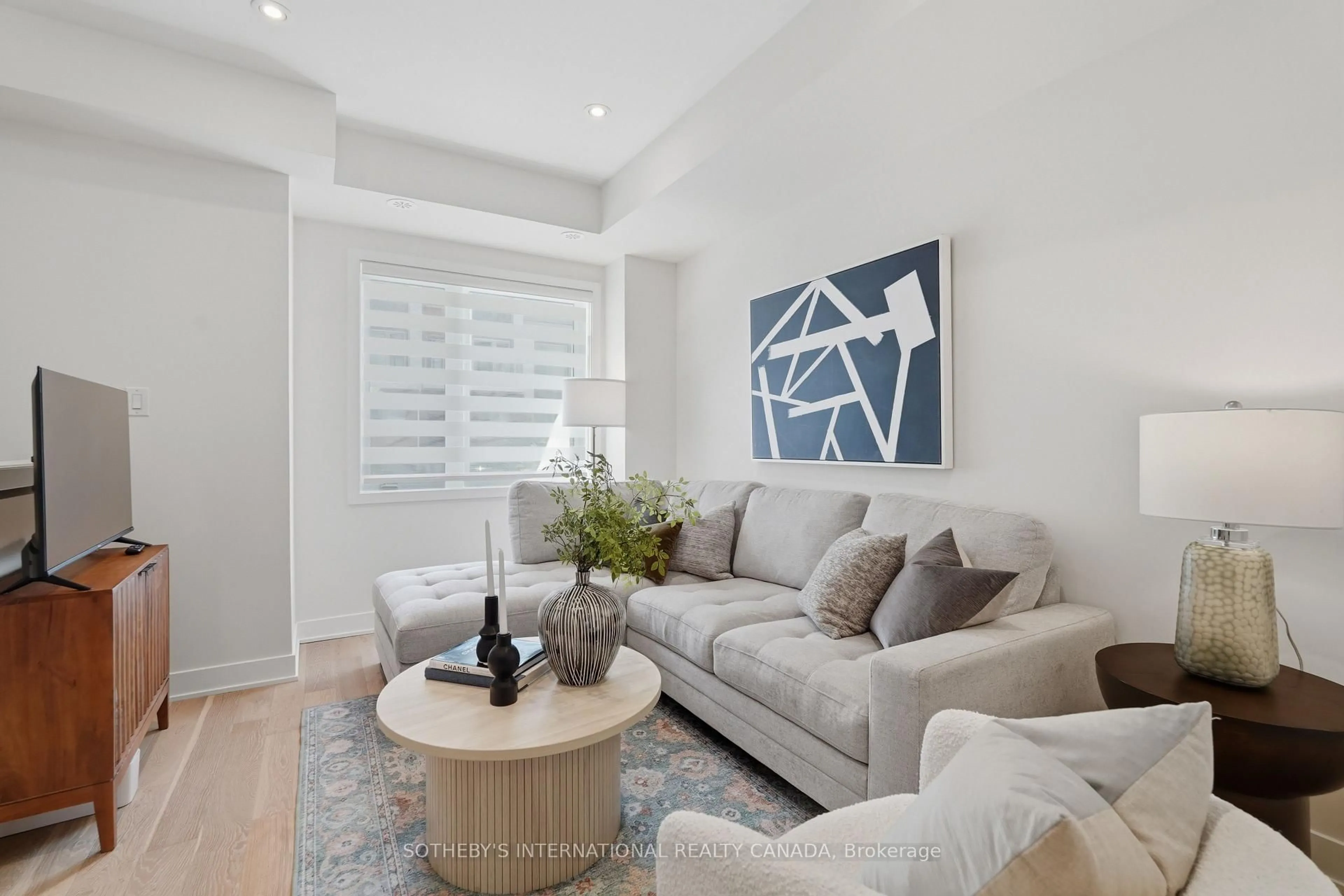 Living room with furniture, unknown for 60 William Duncan Rd, Toronto Ontario M3K 0C5