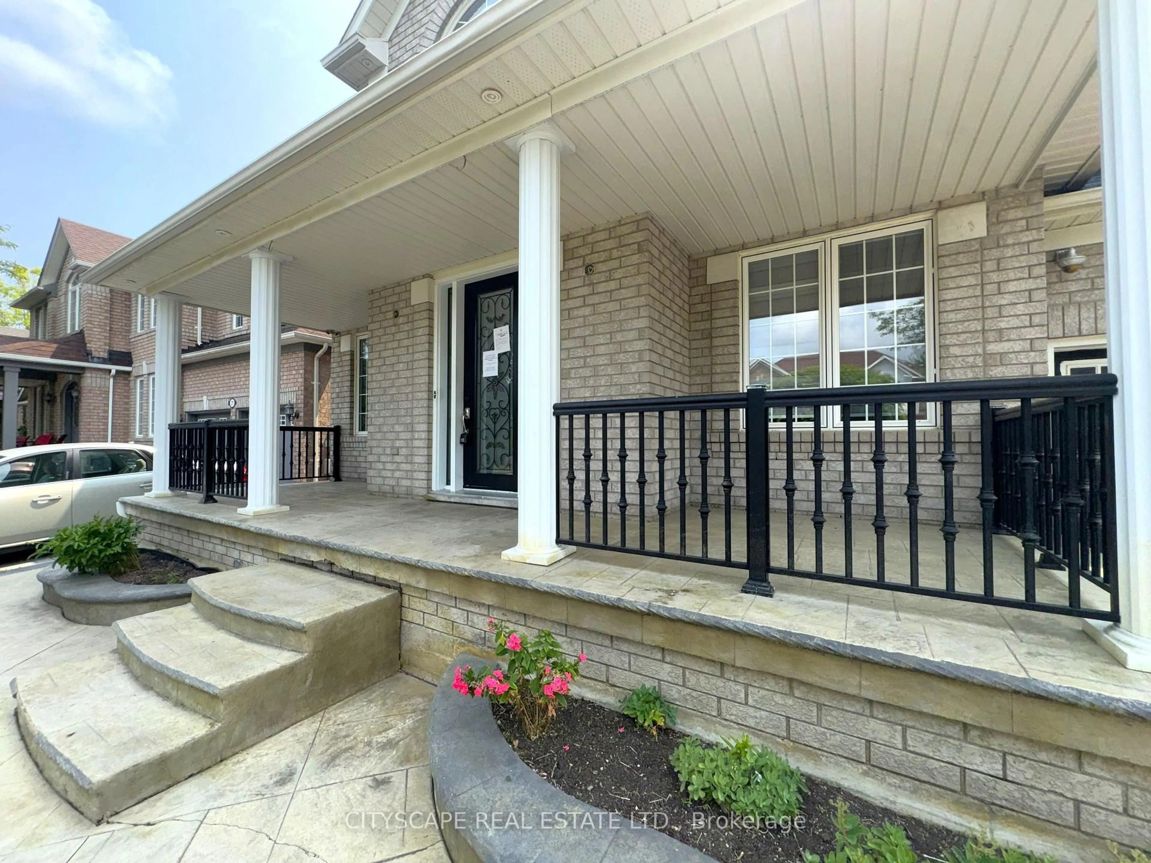 Unknown for 19 Selhurst Dr, Brampton Ontario L6P 1A2