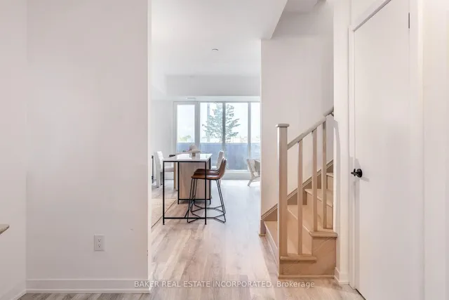 220 Missinnihe Way #102, Mississauga 5
