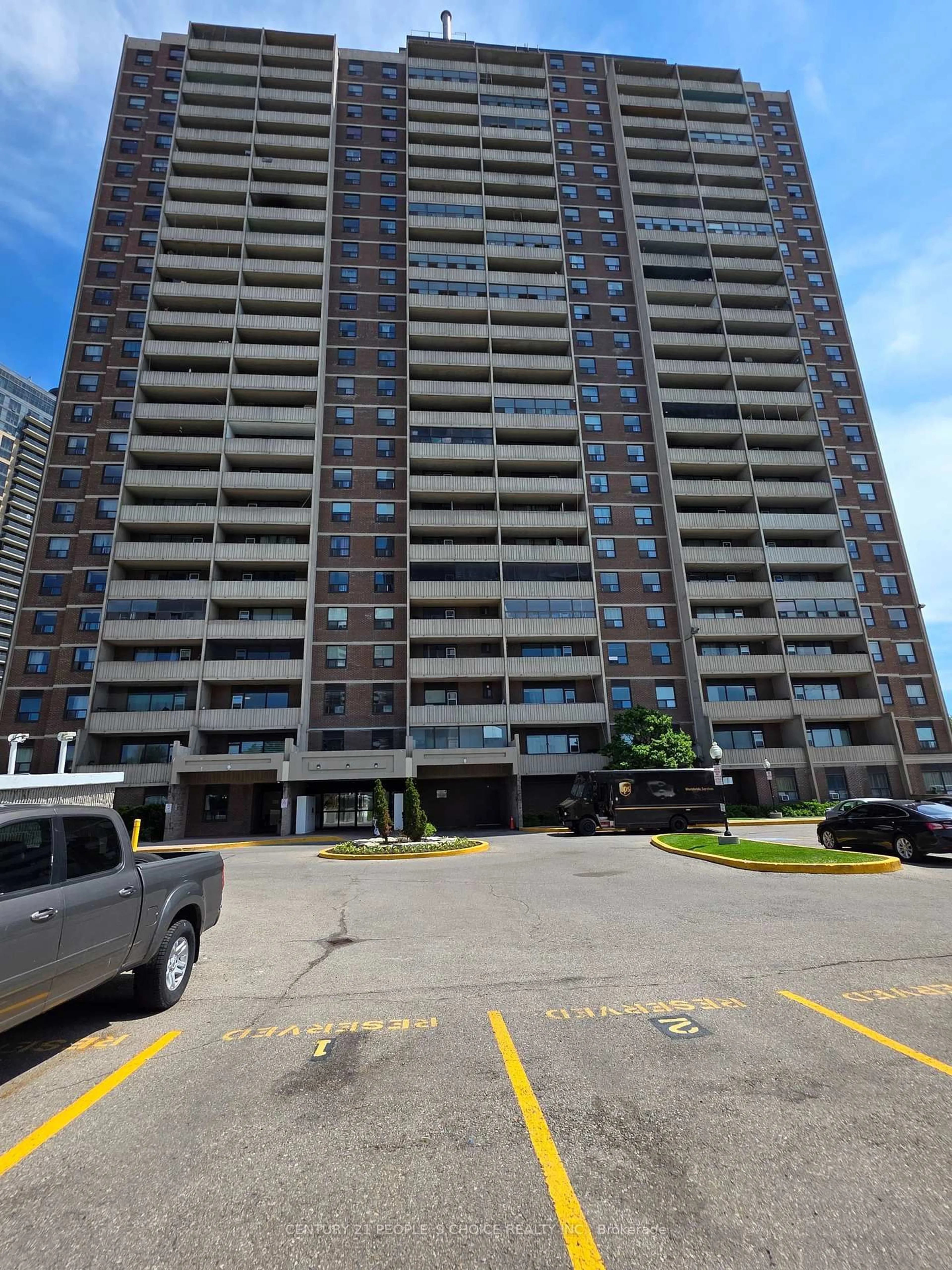 Unknown for 3390 Weston Rd #301, Toronto Ontario M9M 2X3