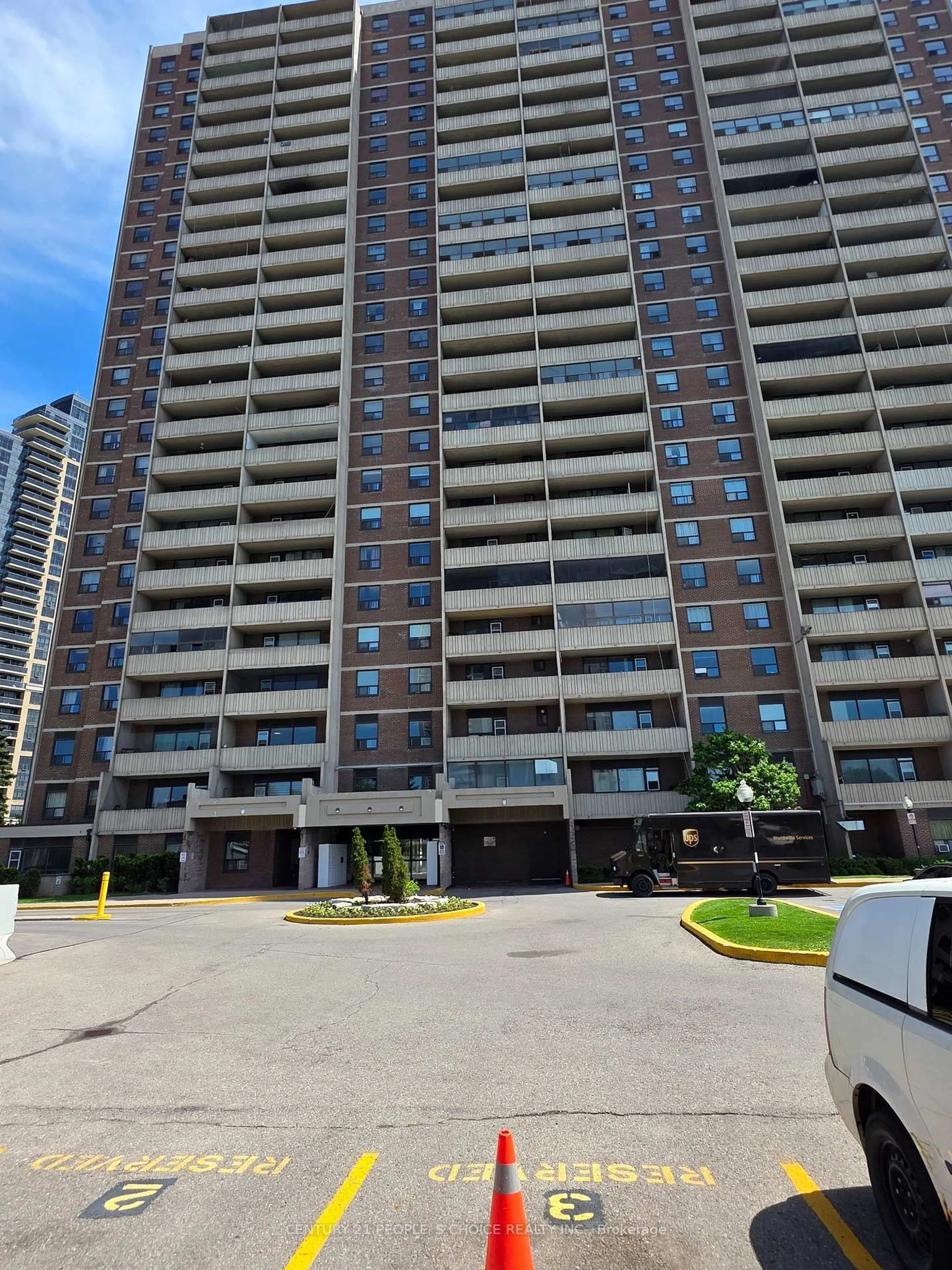 A pic from outside/outdoor area/front of a property/back of a property/a pic from drone, street for 3390 Weston Rd #301, Toronto Ontario M9M 2X3