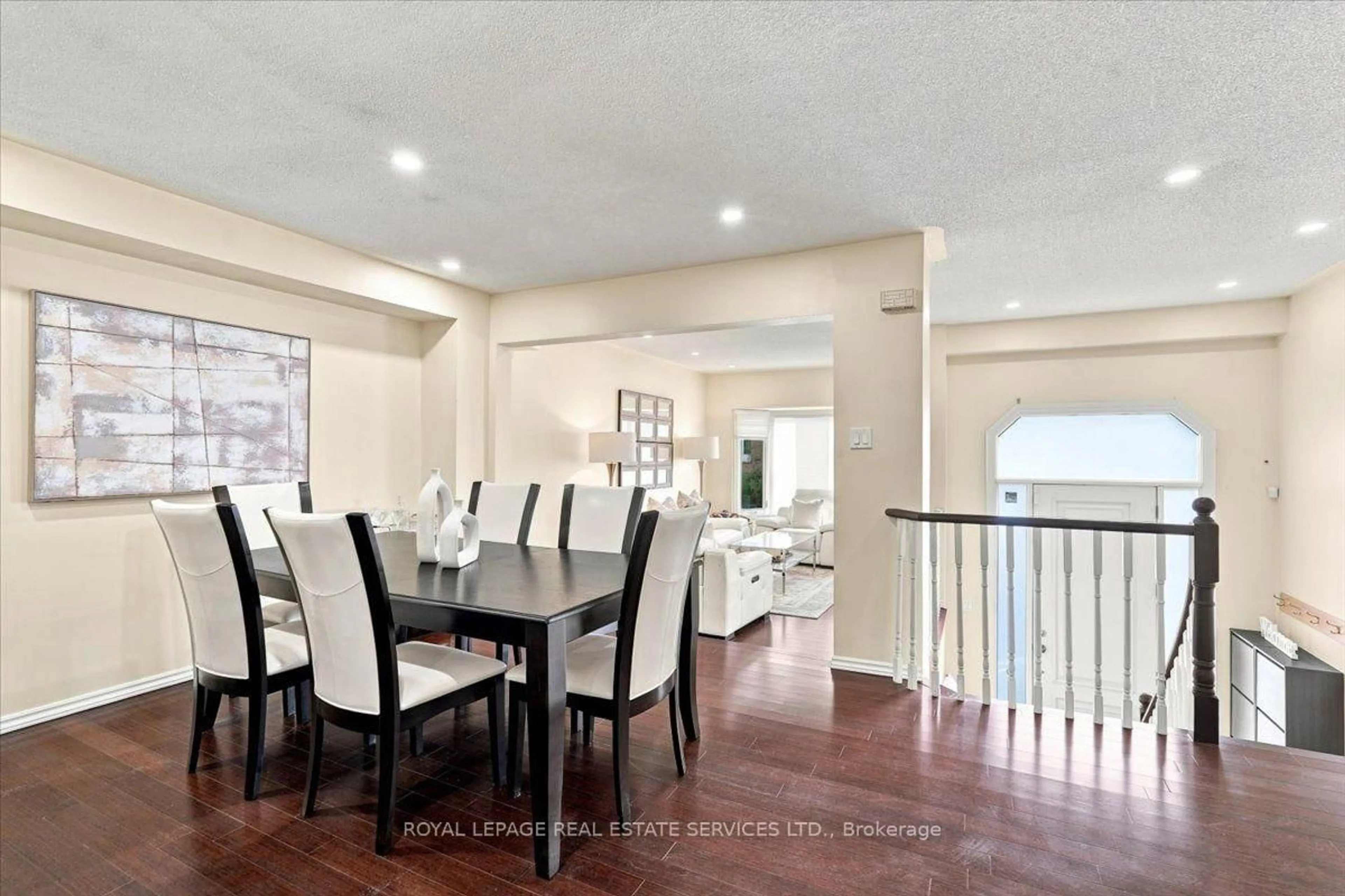 Dining room, unknown for 1199 LEEWOOD Dr, Oakville Ontario L6M 3B3