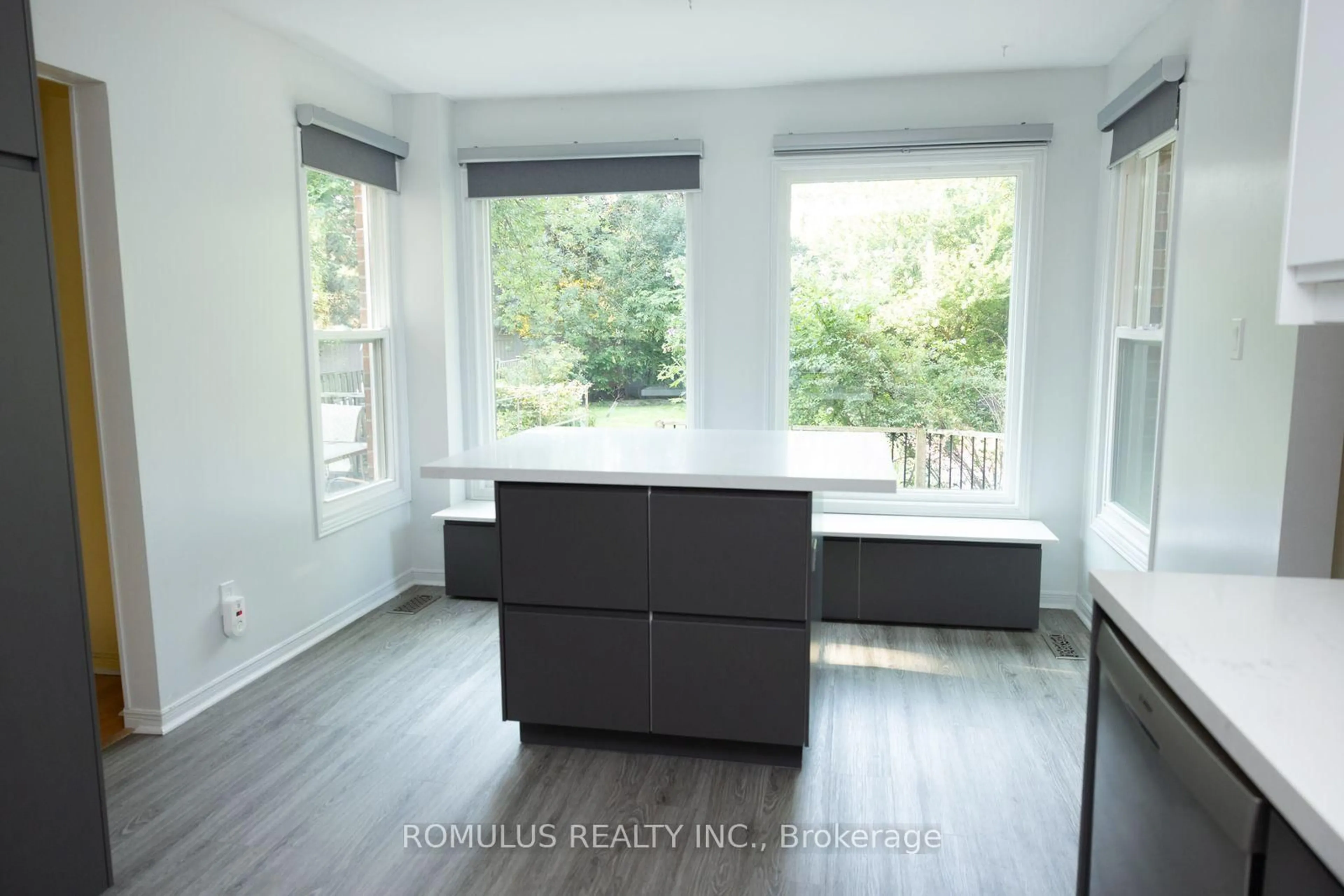 A pic of a room for 280 King Andrew Dr, Mississauga Ontario L4Z 1P8