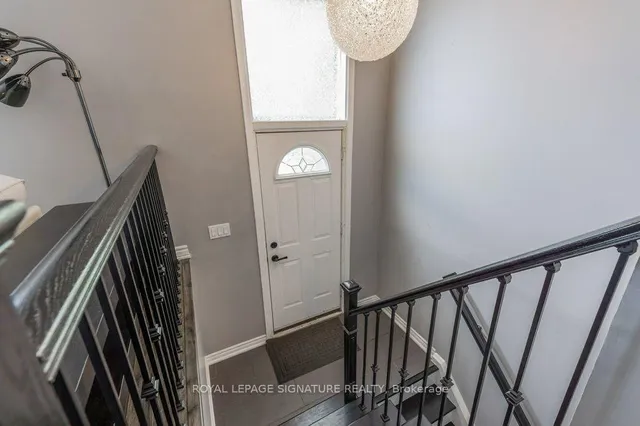 676 Abana Rd, Mississauga 2