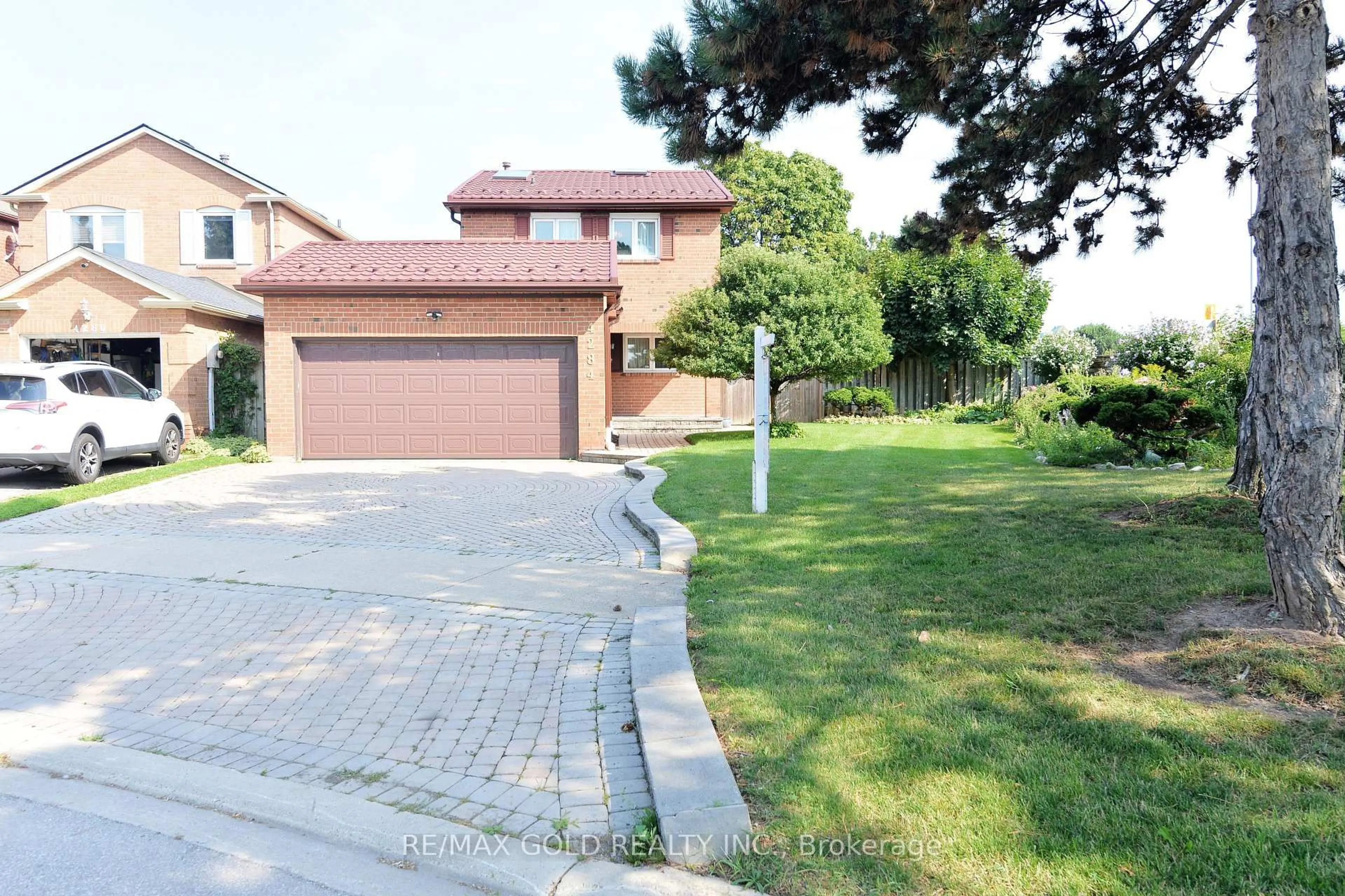 Unknown for 4284 Sawmill Valley Dr, Mississauga Ontario L5L 3M9