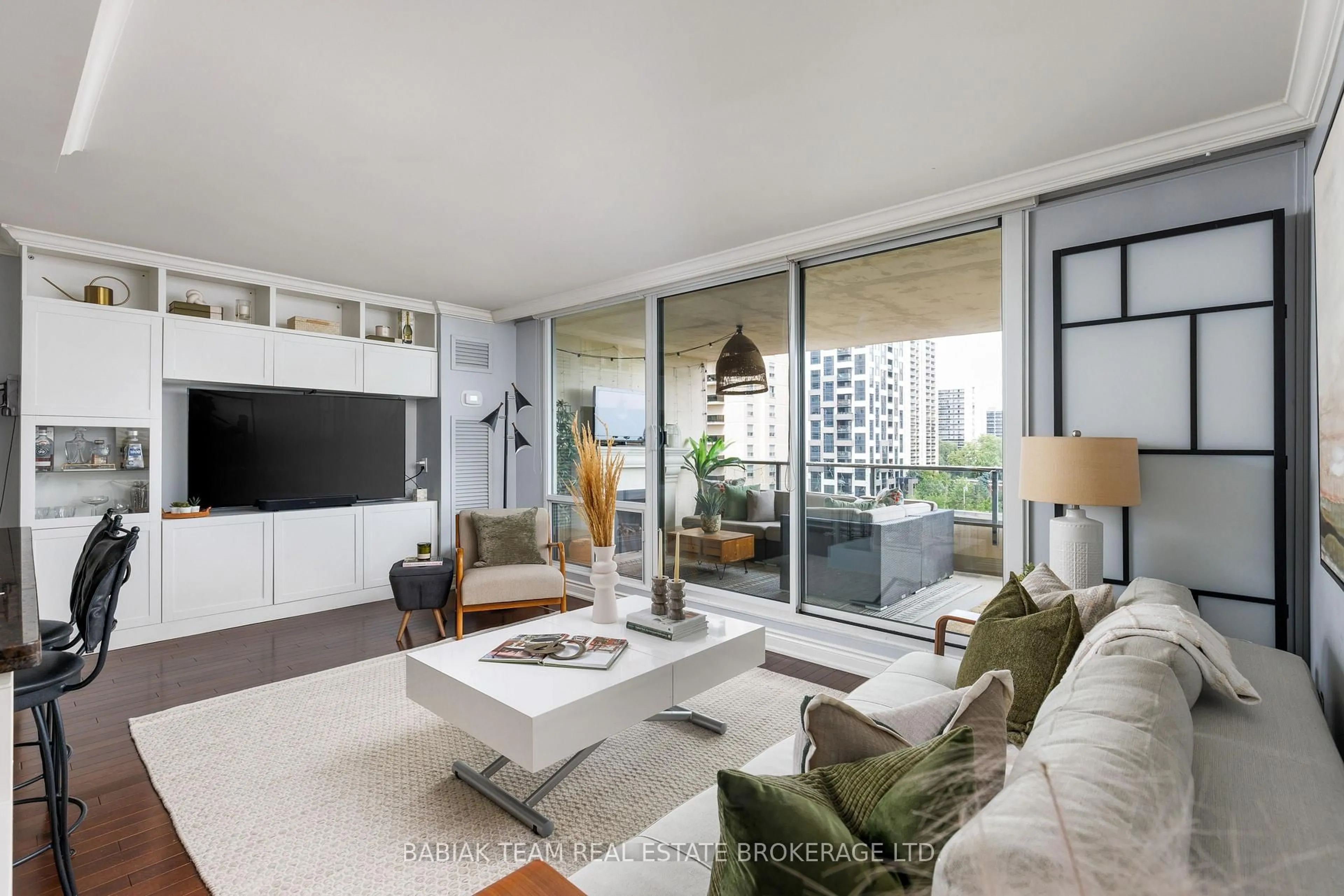 Living room with furniture, unknown for 50 Quebec Ave #705, Toronto Ontario M6P 4B4