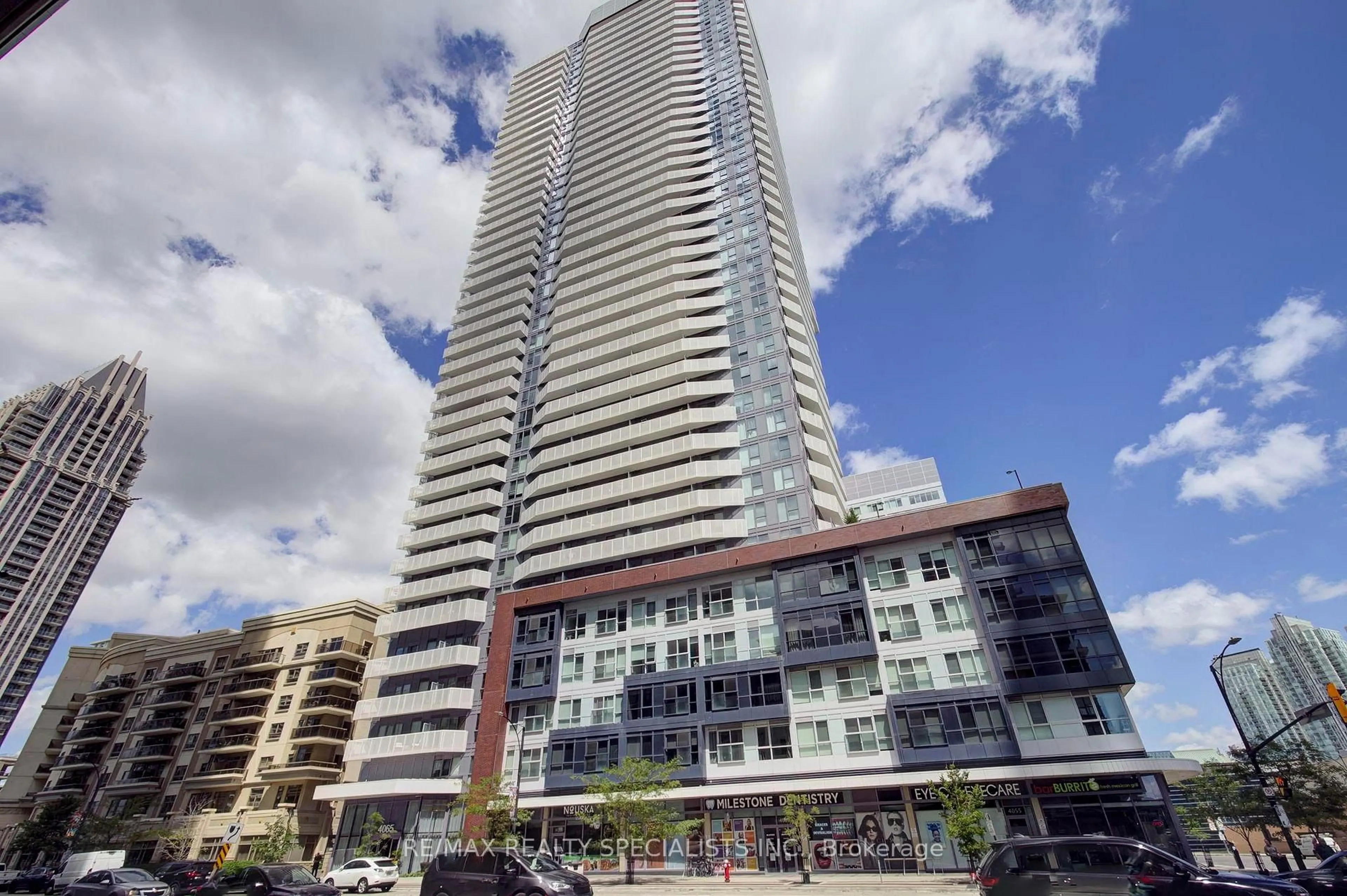 Unknown for 4065 Confederation Pkwy #1611, Mississauga Ontario L5B 0L4