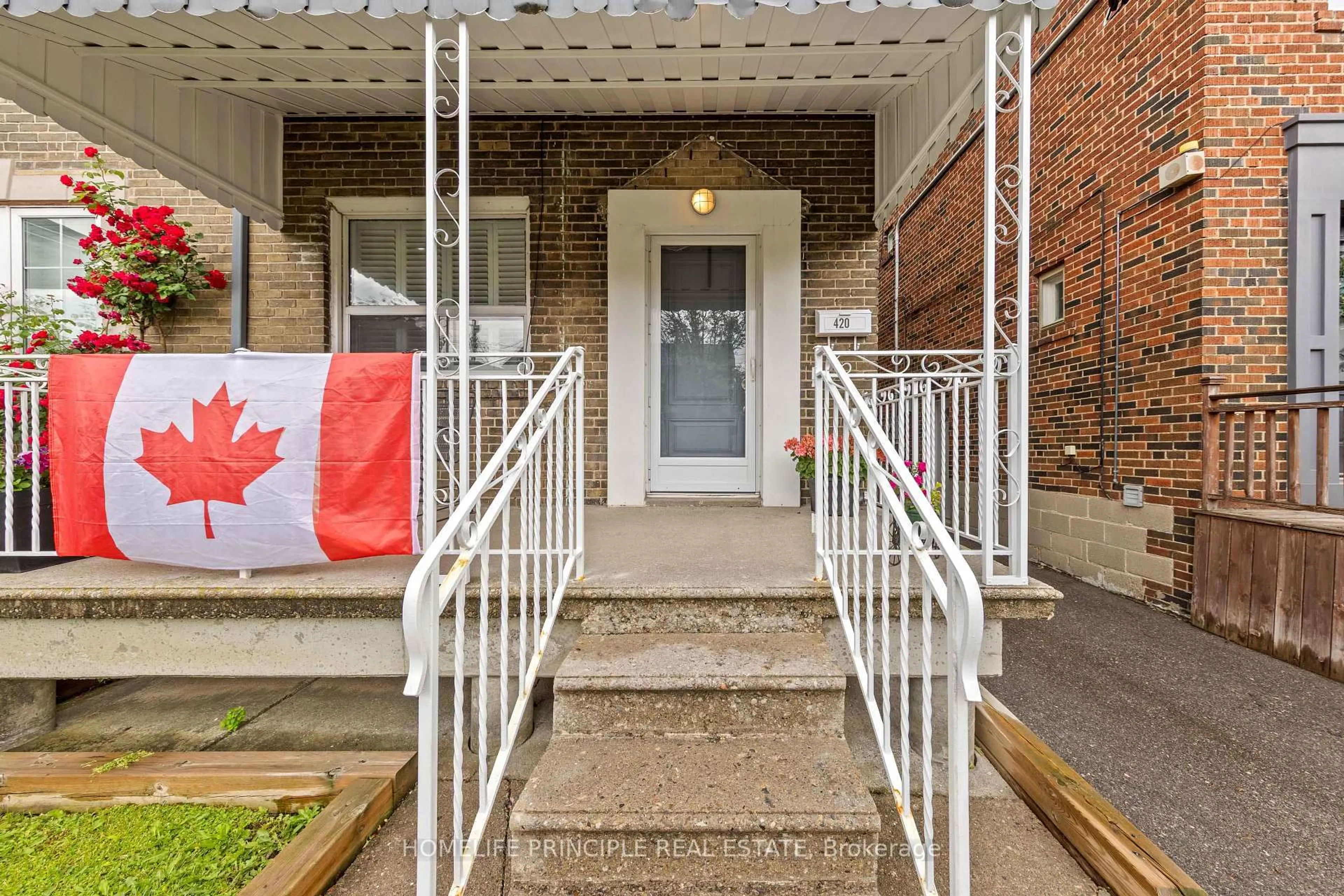 Unknown for 420 Salem Ave, Toronto Ontario M6H 3E1