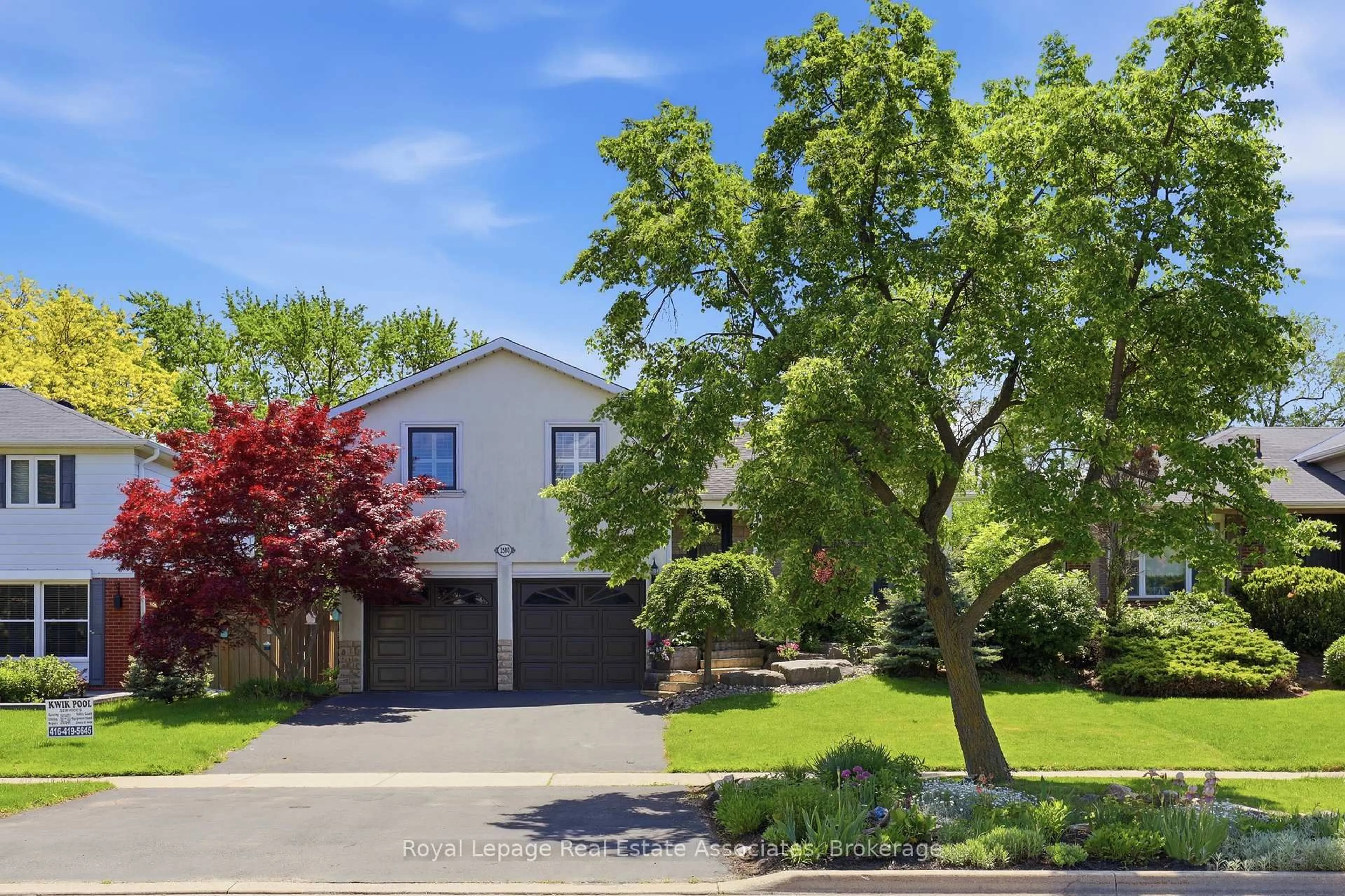 Unknown for 2580 Homelands Dr, Mississauga Ontario L5K 1H6