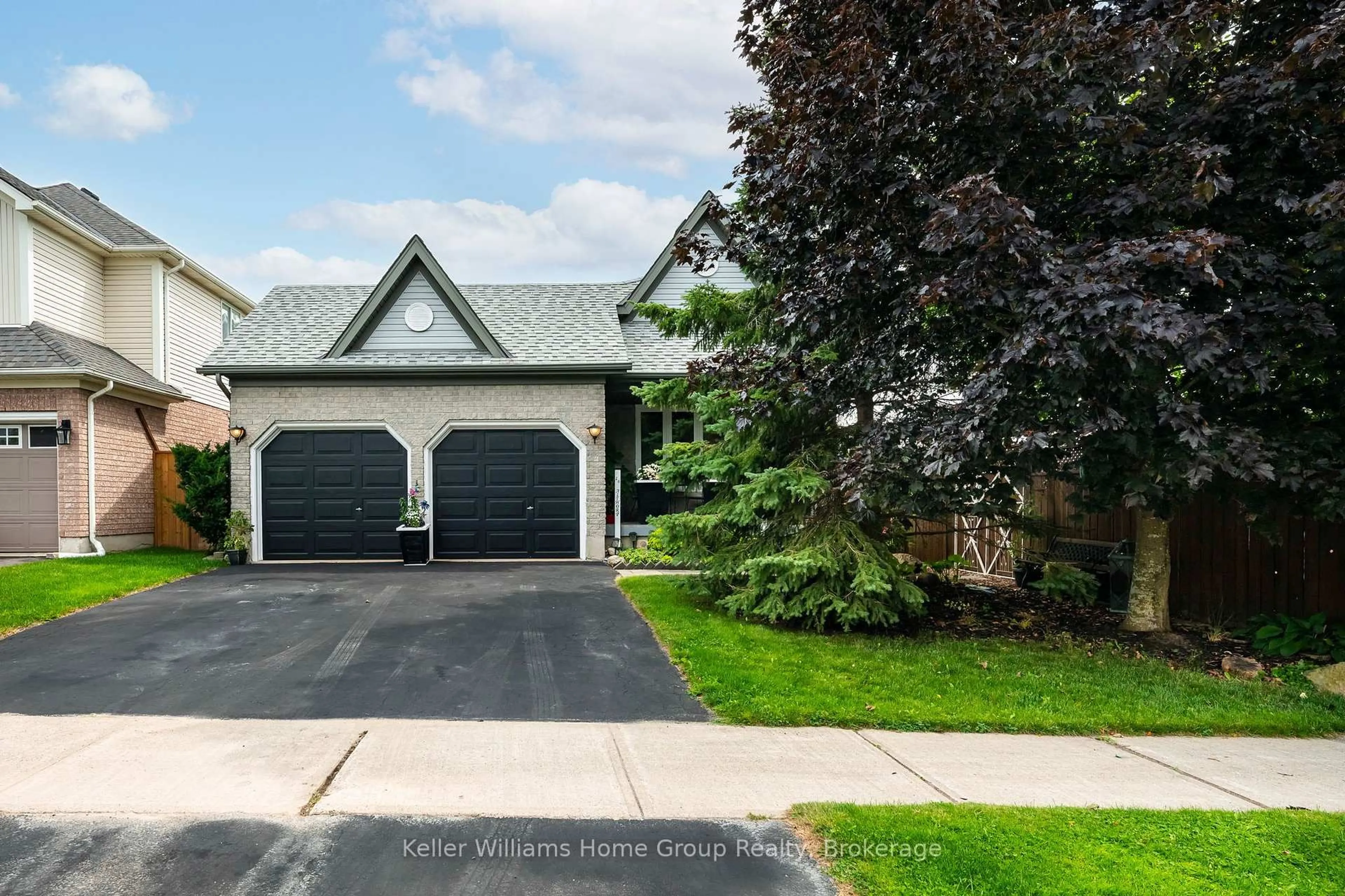 A pic from outside/outdoor area/front of a property/back of a property/a pic from drone, street for 16 Althorp Dr, Orangeville Ontario L9W 5H8