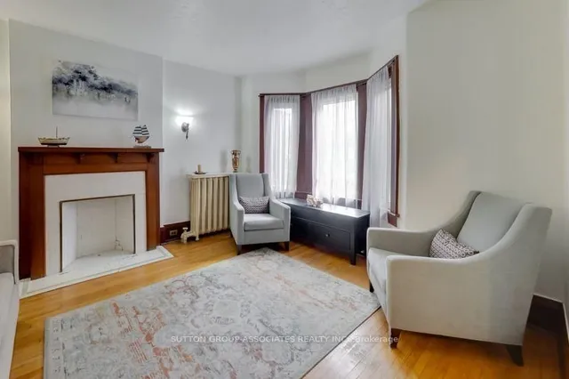 131 Lauder Ave, Toronto 3