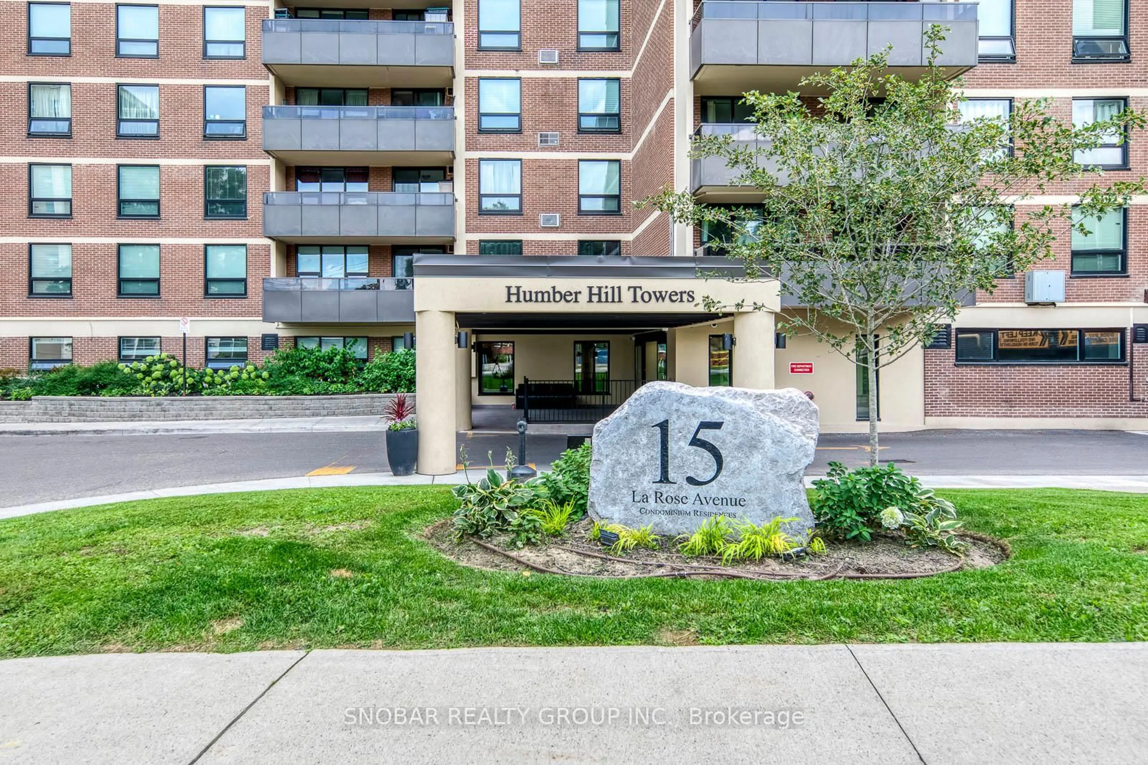Indoor foyer for 15 La Rose Ave #204, Toronto Ontario M9P 1A7