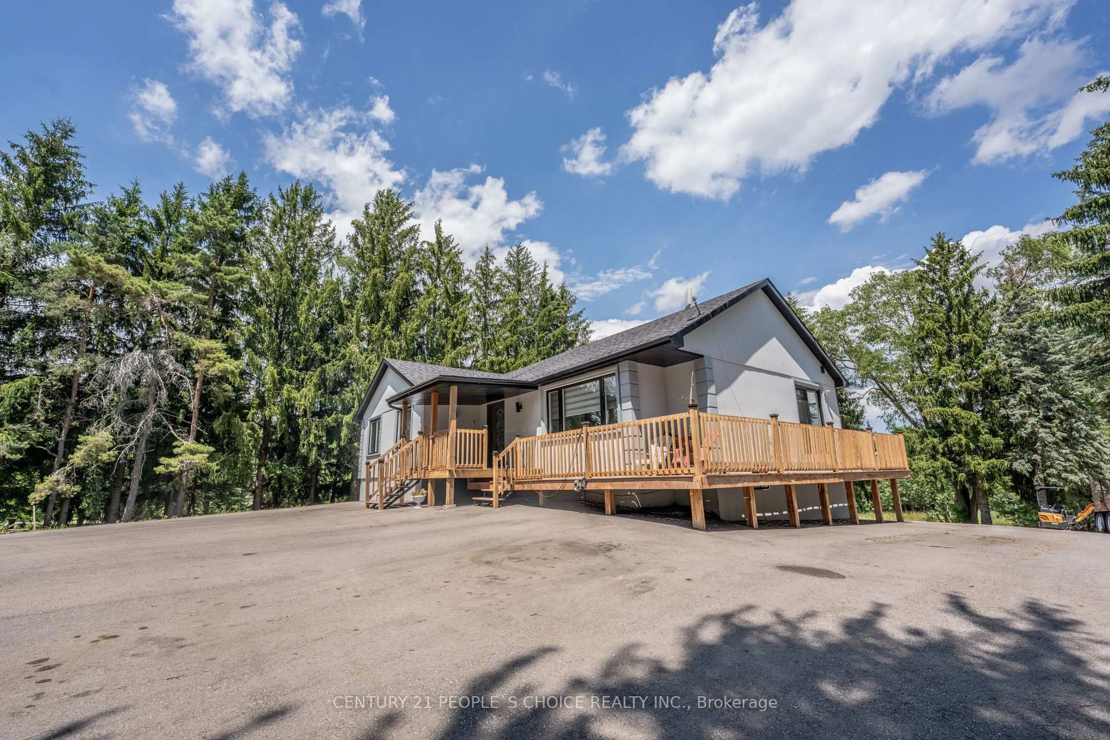 A pic from outside/outdoor area/front of a property/back of a property/a pic from drone, unknown for 15553 The Gore Rd, Caledon Ontario L7E 0X3