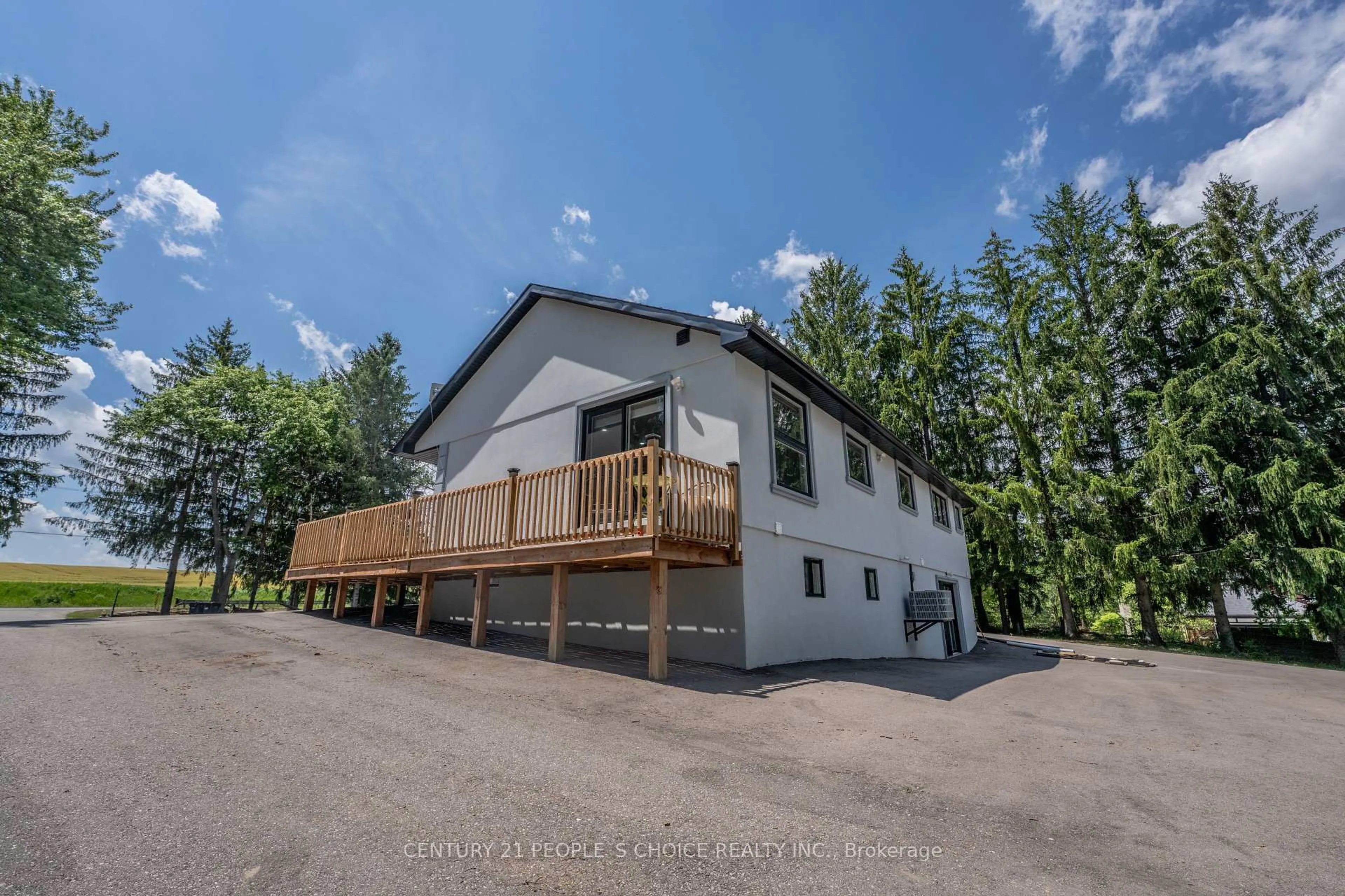 A pic from outside/outdoor area/front of a property/back of a property/a pic from drone, unknown for 15553 The Gore Rd, Caledon Ontario L7E 0X3