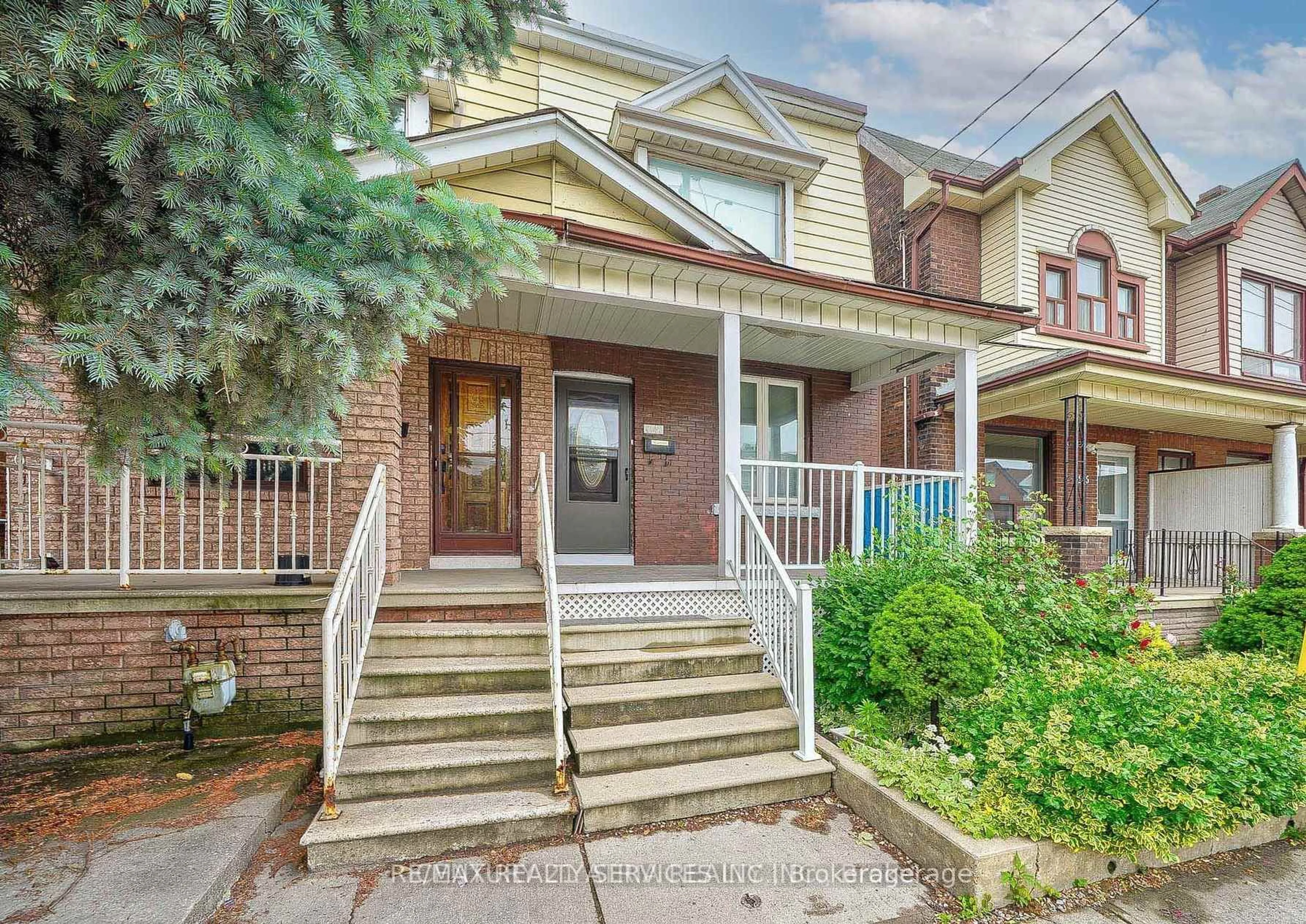Home with brick exterior material, street for 1147 Dufferin St, Toronto Ontario M6H 4B7