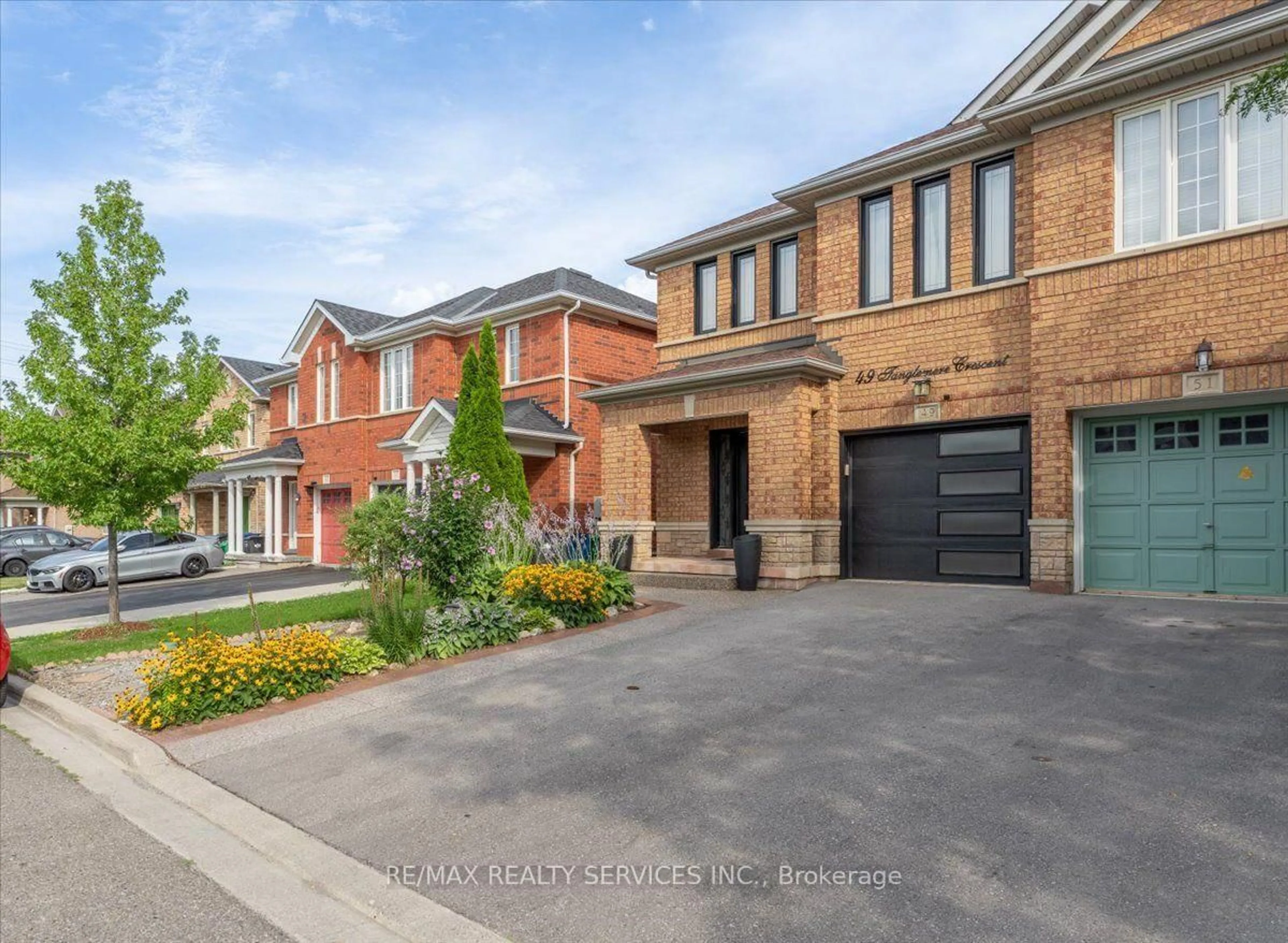 Home with brick exterior material, street for 49 TANGLEMERE Cres, Brampton Ontario L7A 1R8