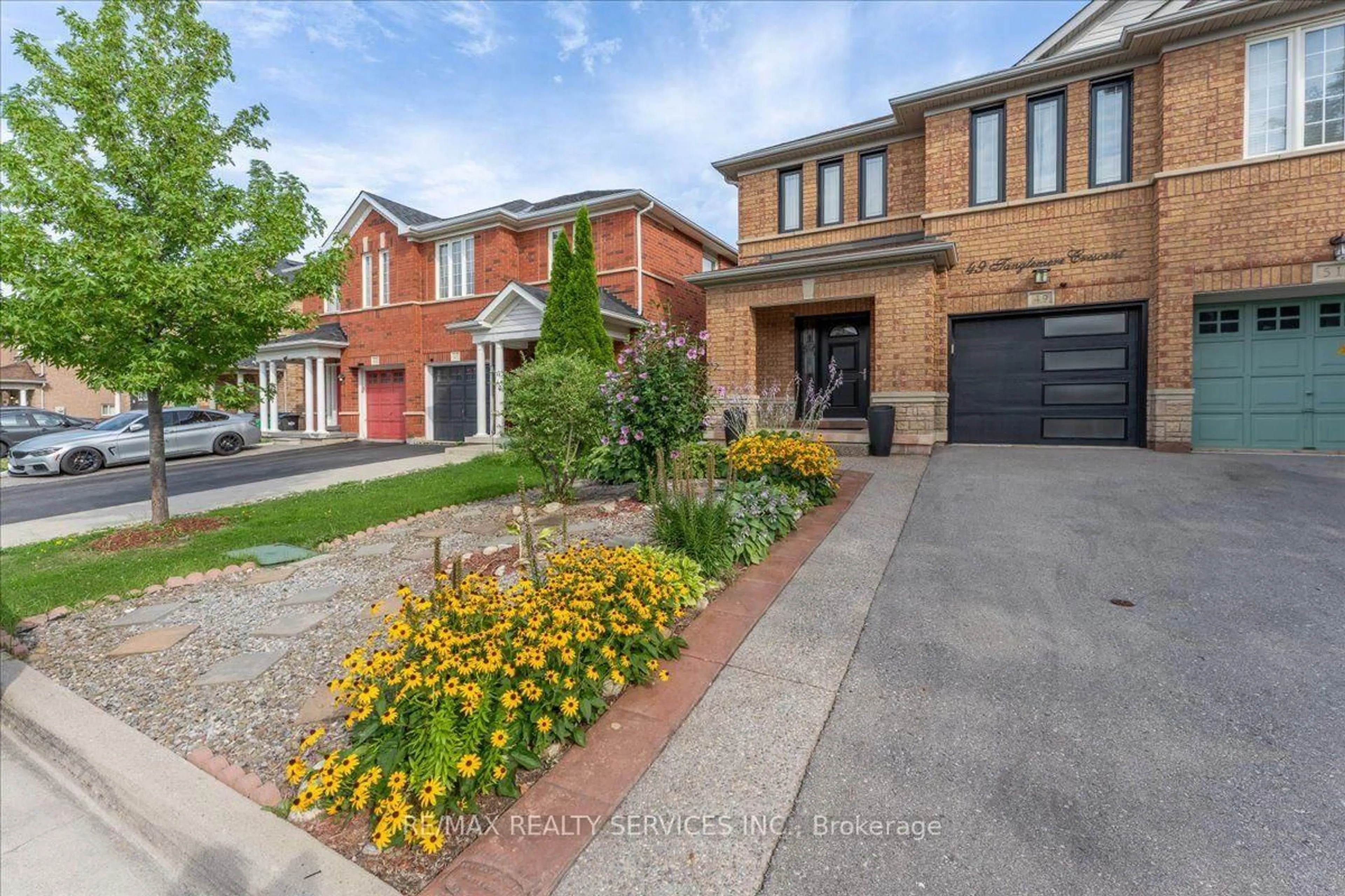 Home with brick exterior material, street for 49 TANGLEMERE Cres, Brampton Ontario L7A 1R8