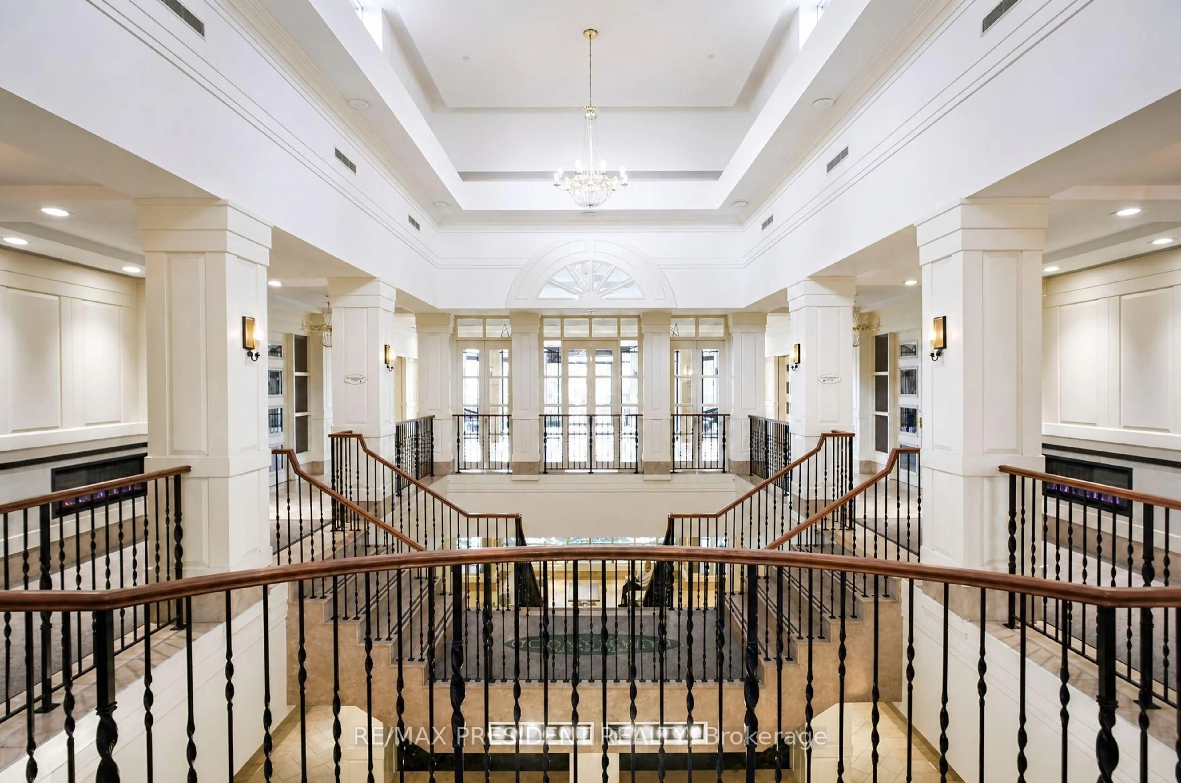 Indoor foyer for 710 Humberwood Blvd #602, Toronto Ontario M9W 7J5