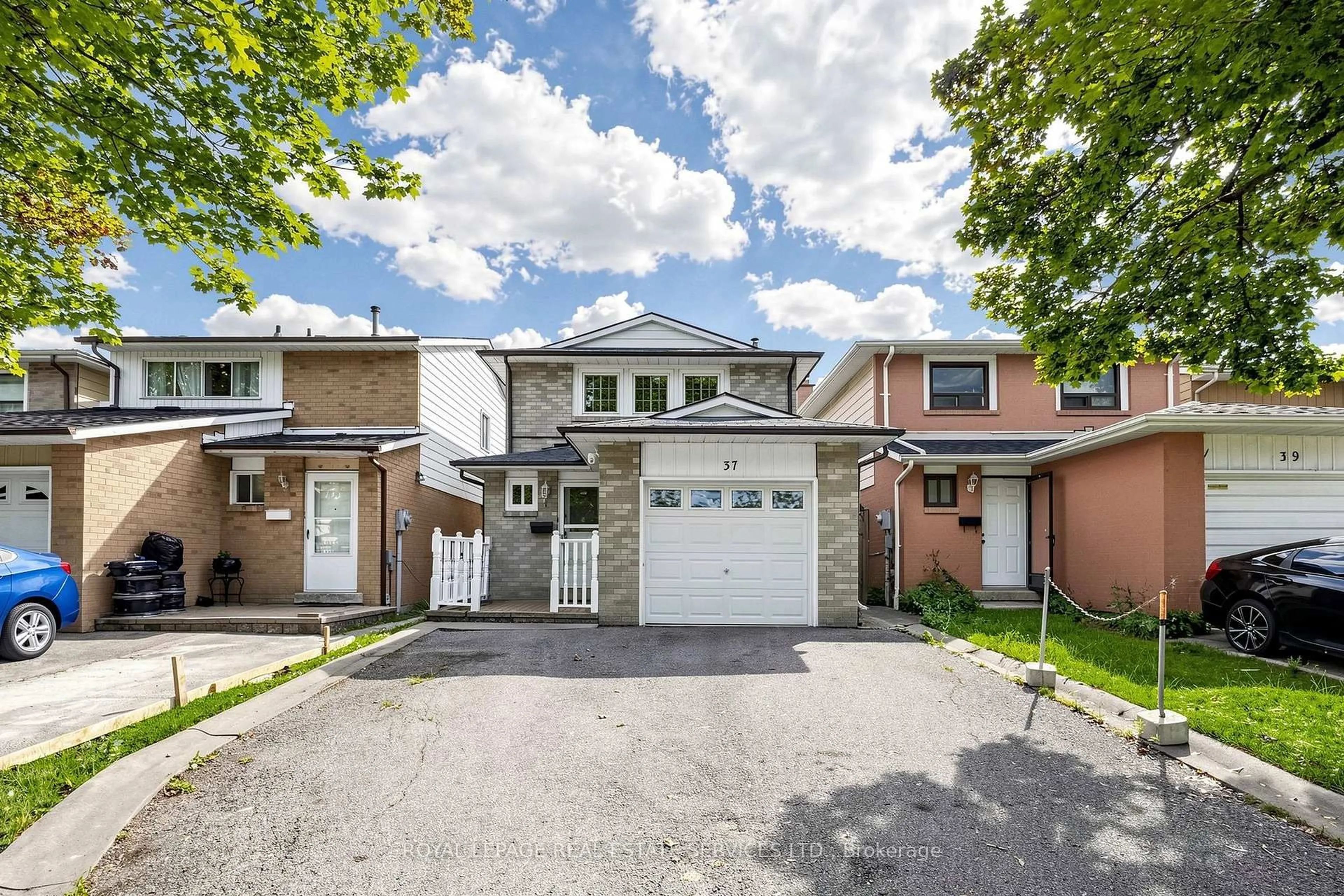Unknown for 37 Woodsview Ave, Toronto Ontario M9W 6B9