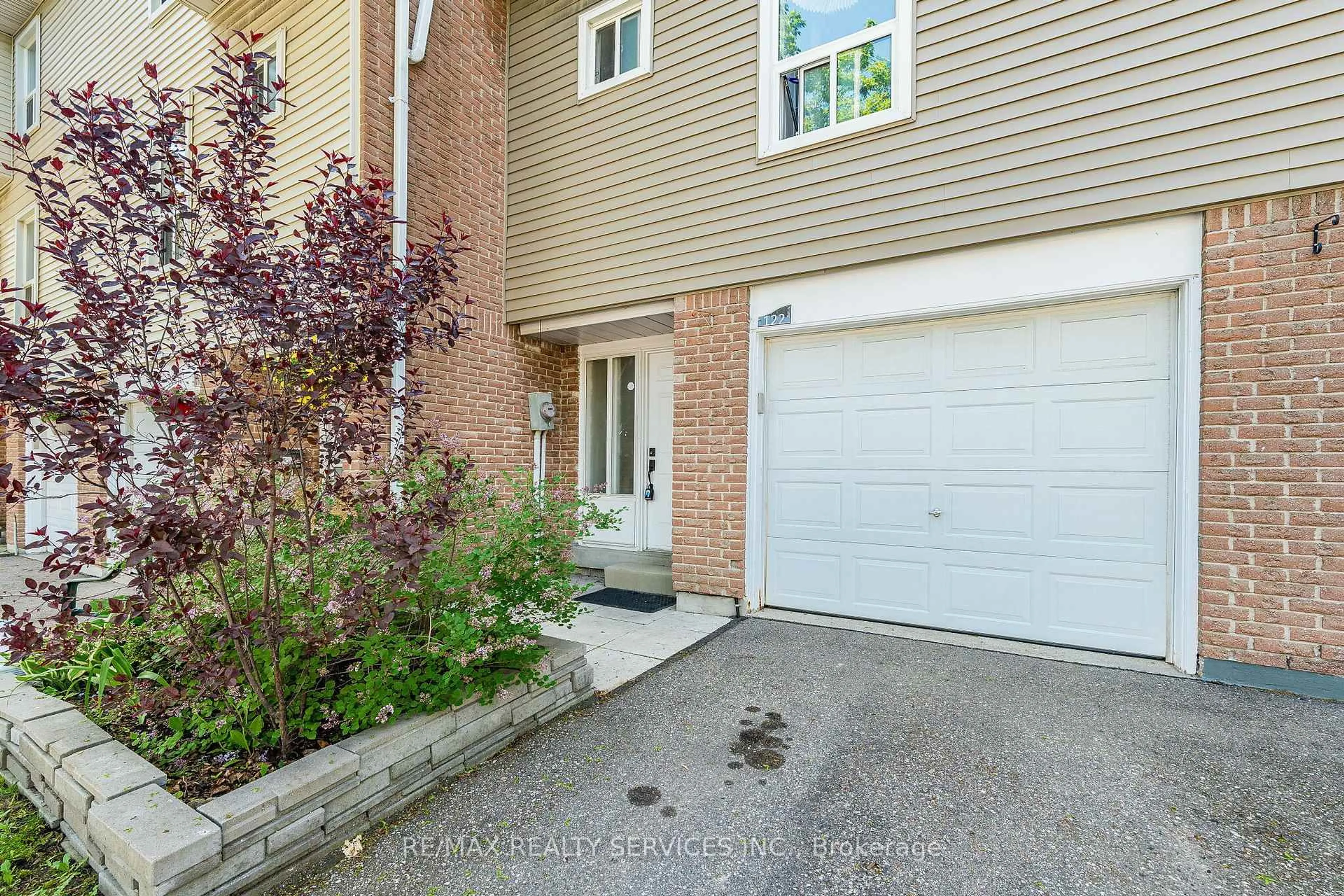 Unknown for 122 Ellerslie Rd #122, Brampton Ontario L6T 4C3