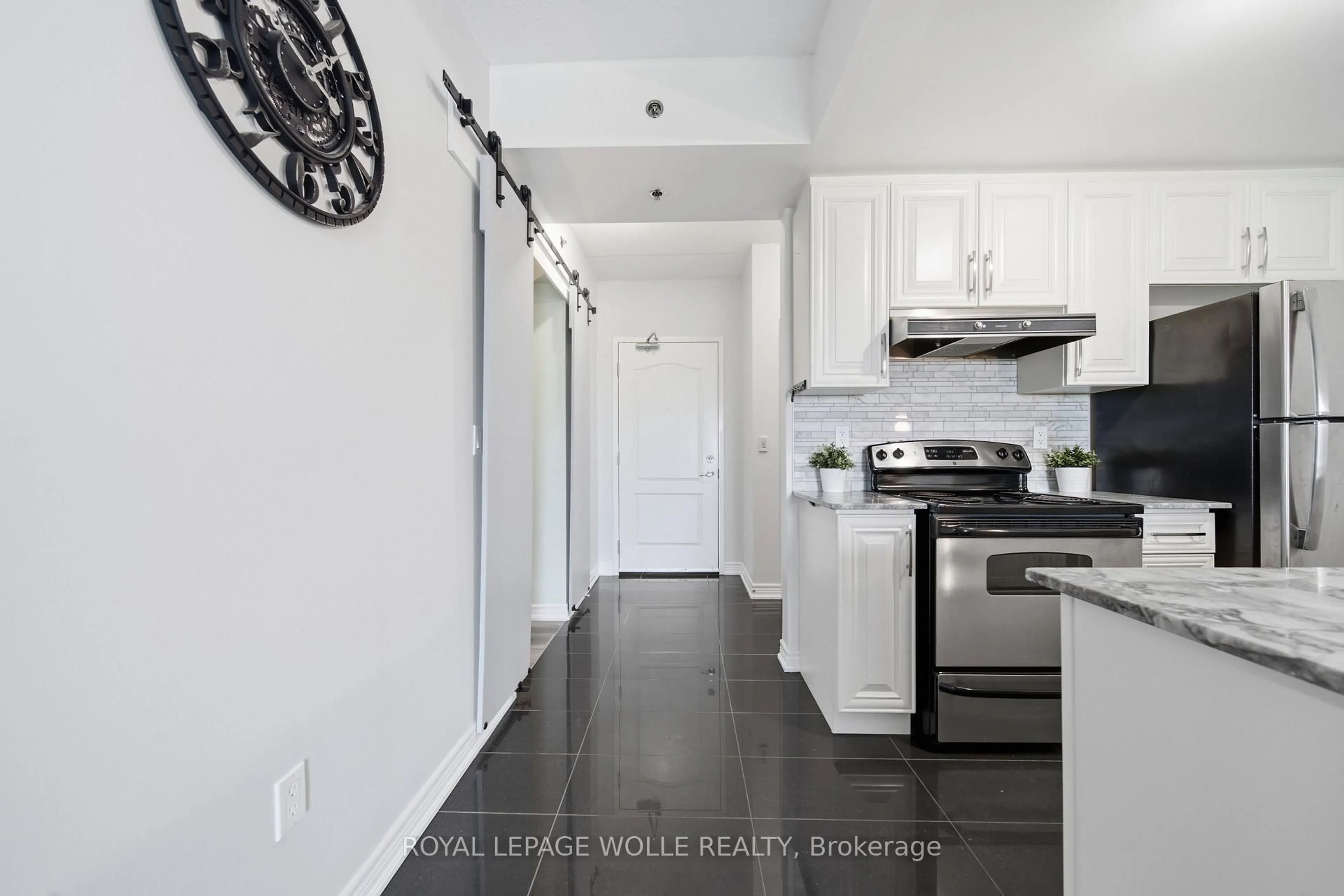 Unknown for 1421 Costigan Rd #506, Milton Ontario L9T 2N4