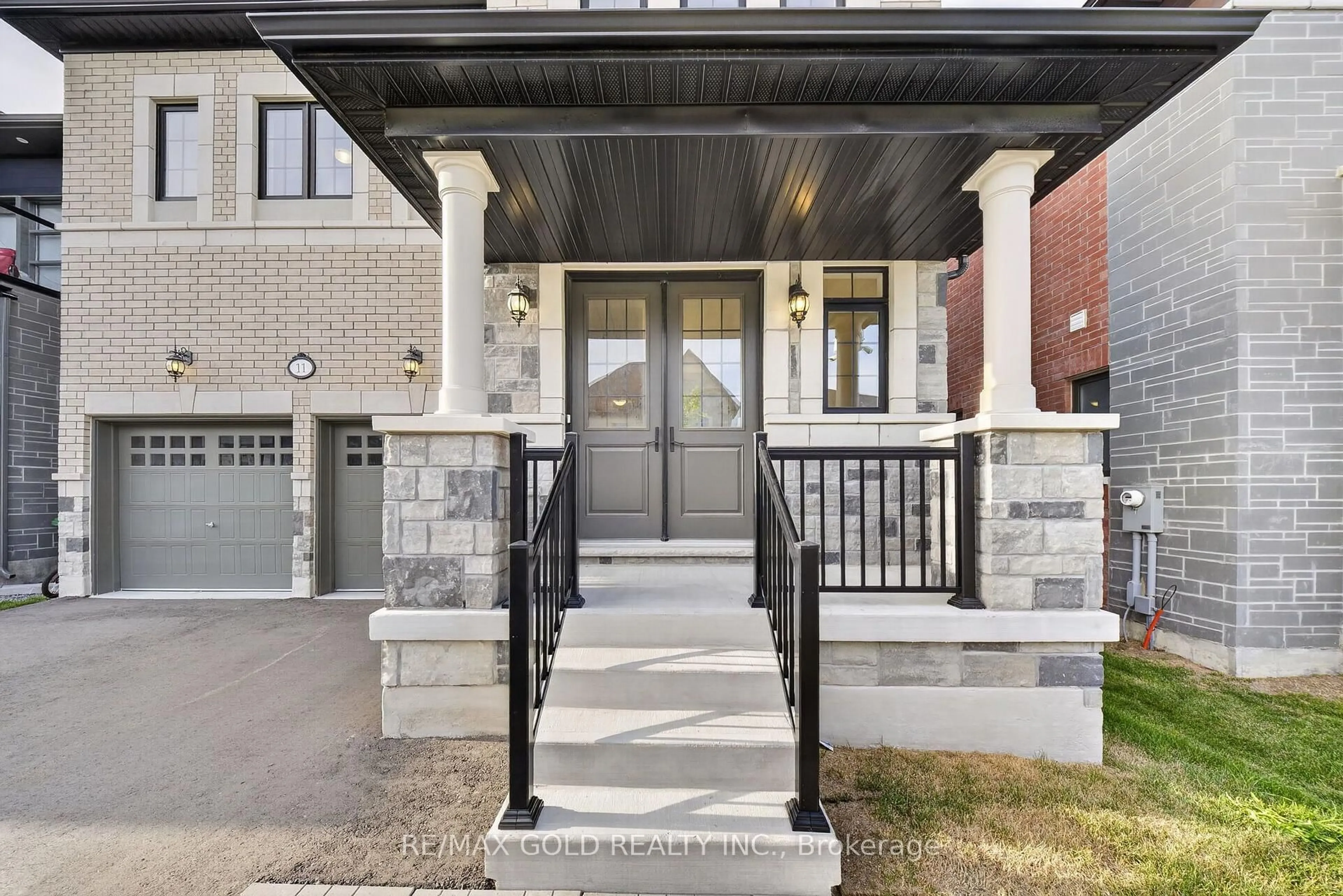Unknown for 11 Keyworth Cres, Brampton Ontario L6R 4E9