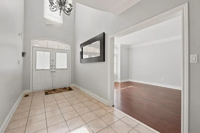 38 EIFFEL Blvd, Brampton 4