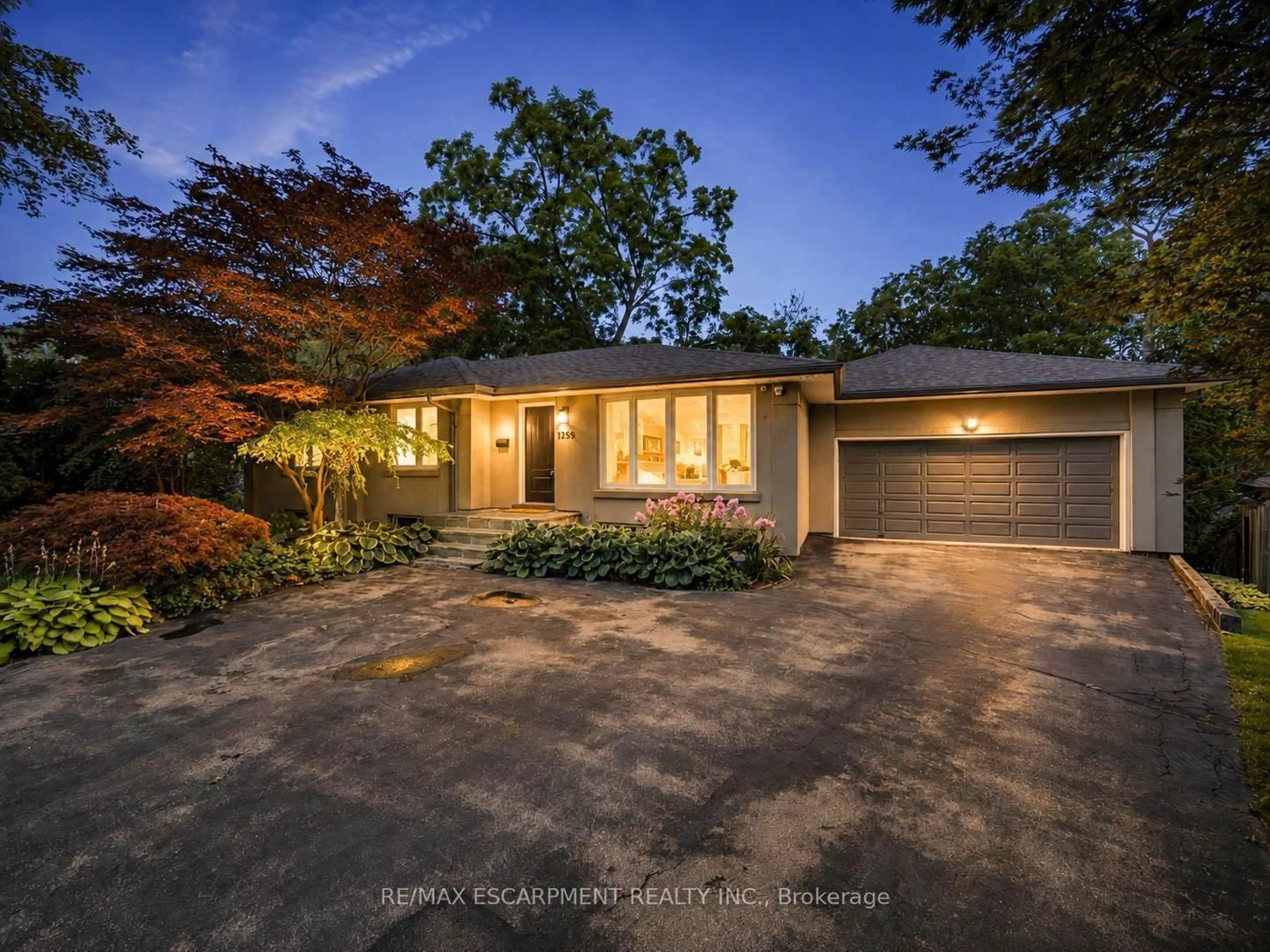 Unknown for 1239 Baldwin Dr, Oakville Ontario L6J 2W4