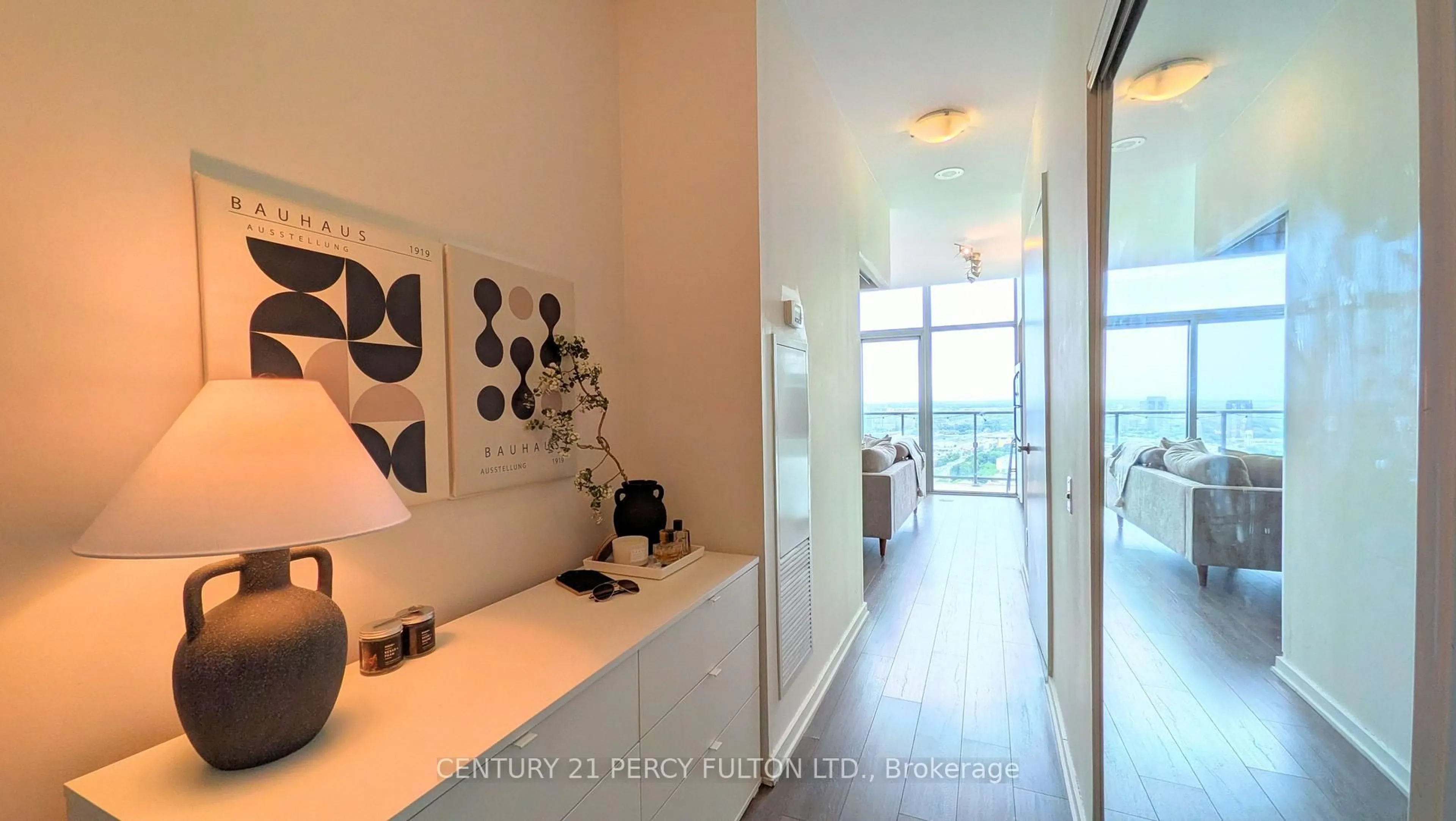 Unknown for 105 The Queensway #3505, Toronto Ontario M6S 5B5