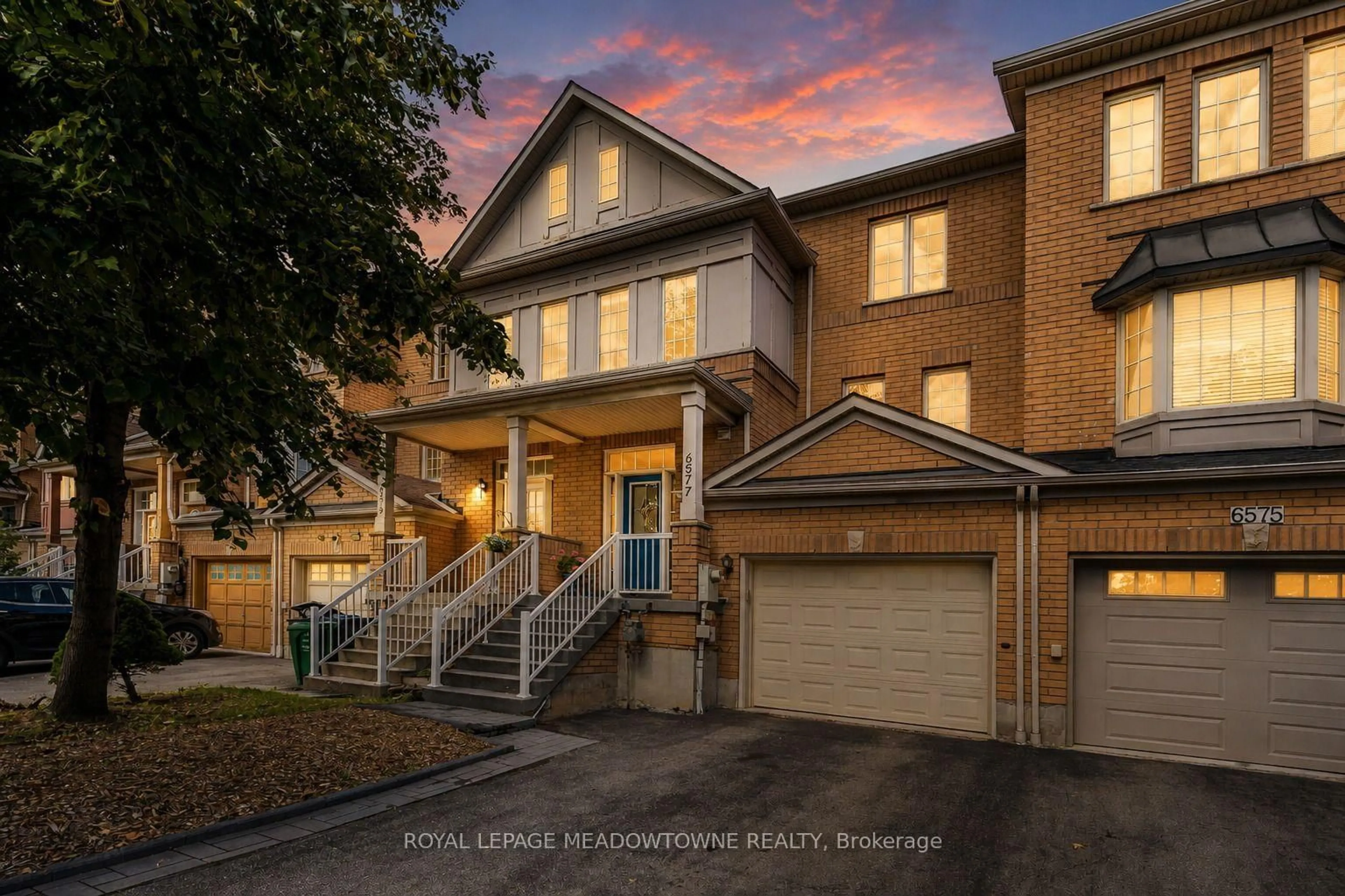 Home with brick exterior material, street for 6577 Jazzy Mews, Mississauga Ontario L5W 1R9
