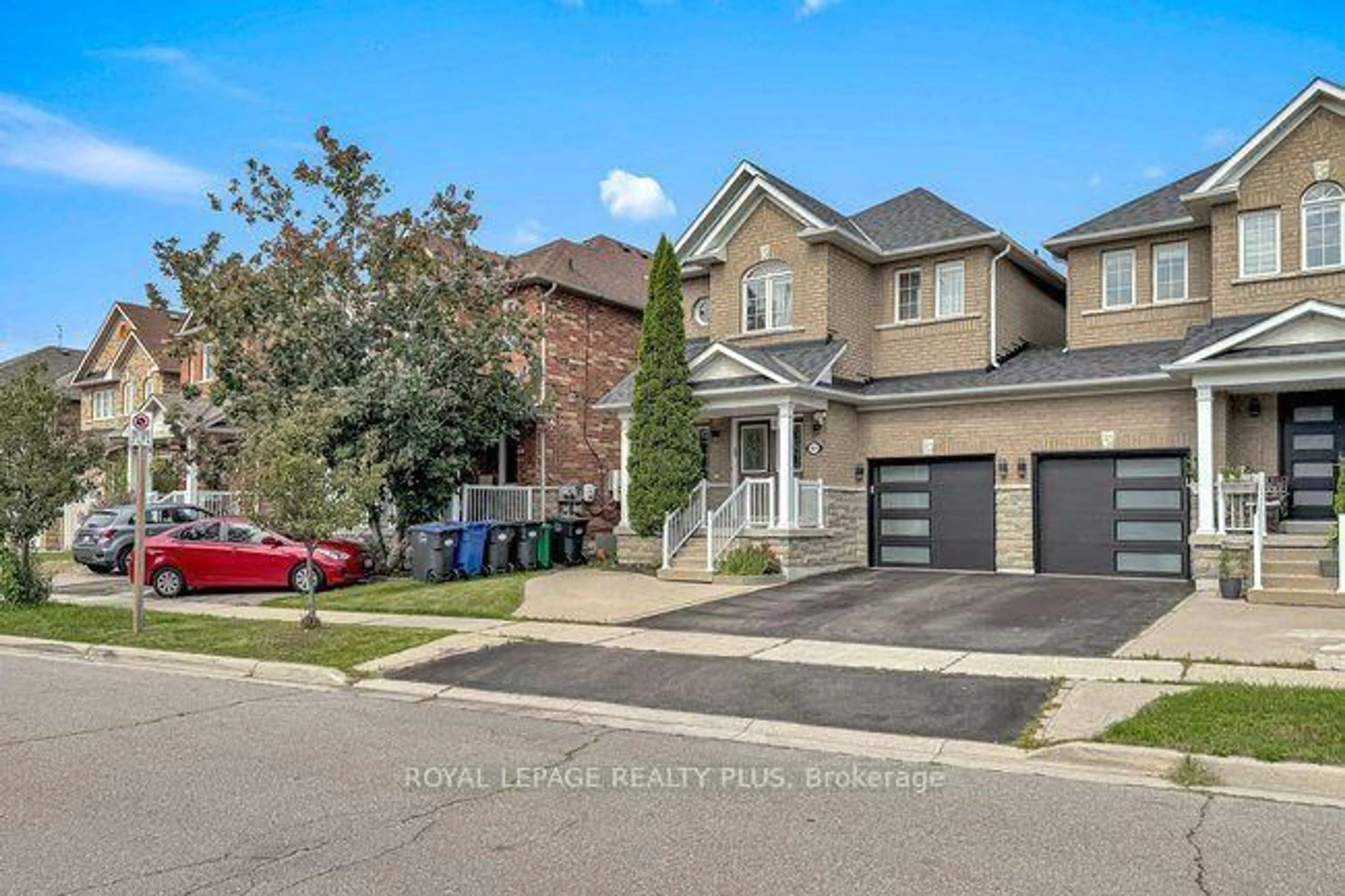 Home with brick exterior material, street for 3621 Bala Dr, Mississauga Ontario L5M 7N2