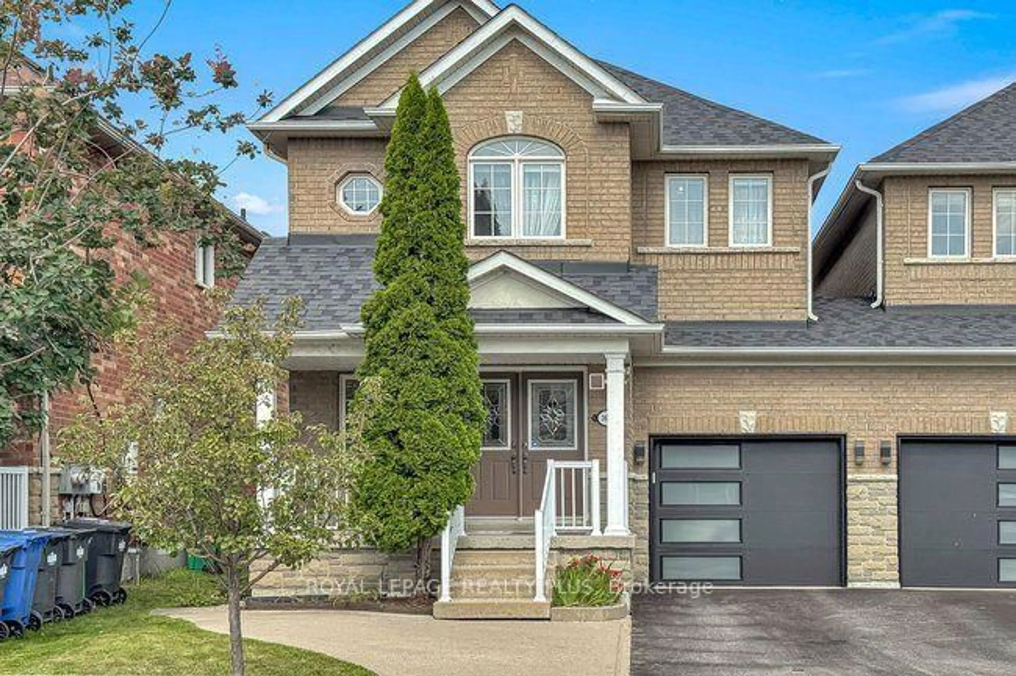 Home with brick exterior material, street for 3621 Bala Dr, Mississauga Ontario L5M 7N2
