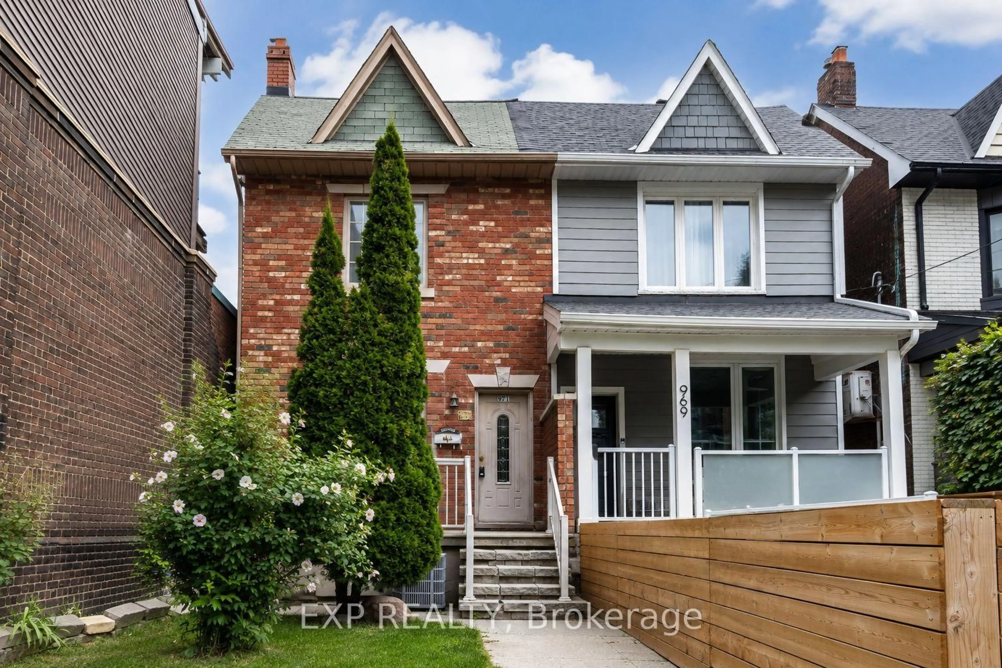 Home with brick exterior material, street for 971 Lansdowne Ave, Toronto Ontario M6H 3Z5