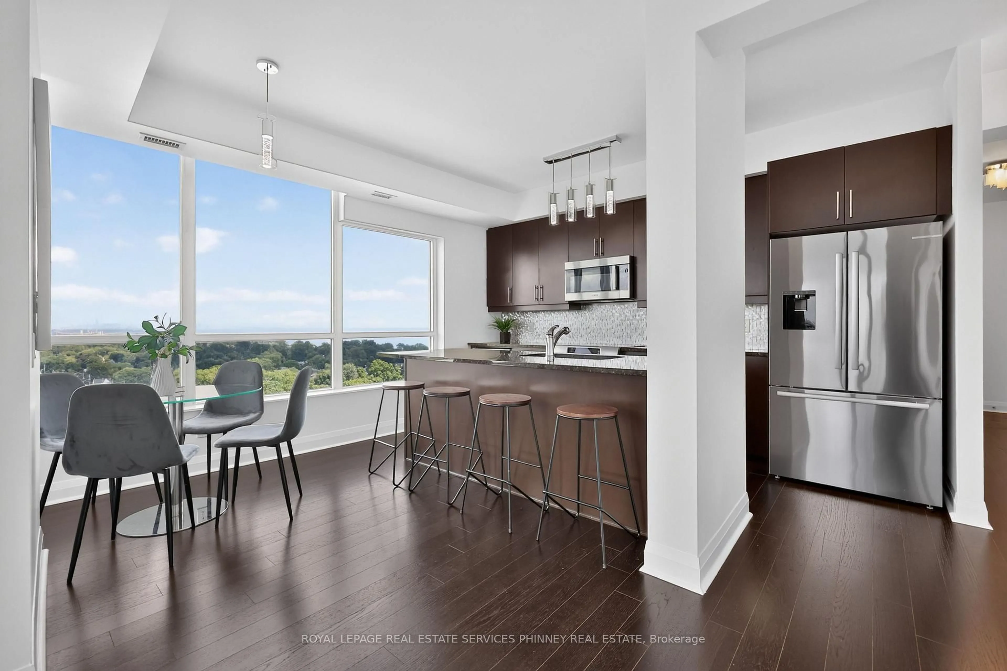 Open concept kitchen, unknown for 1 Hurontario St #1705, Mississauga Ontario L5G 0A3