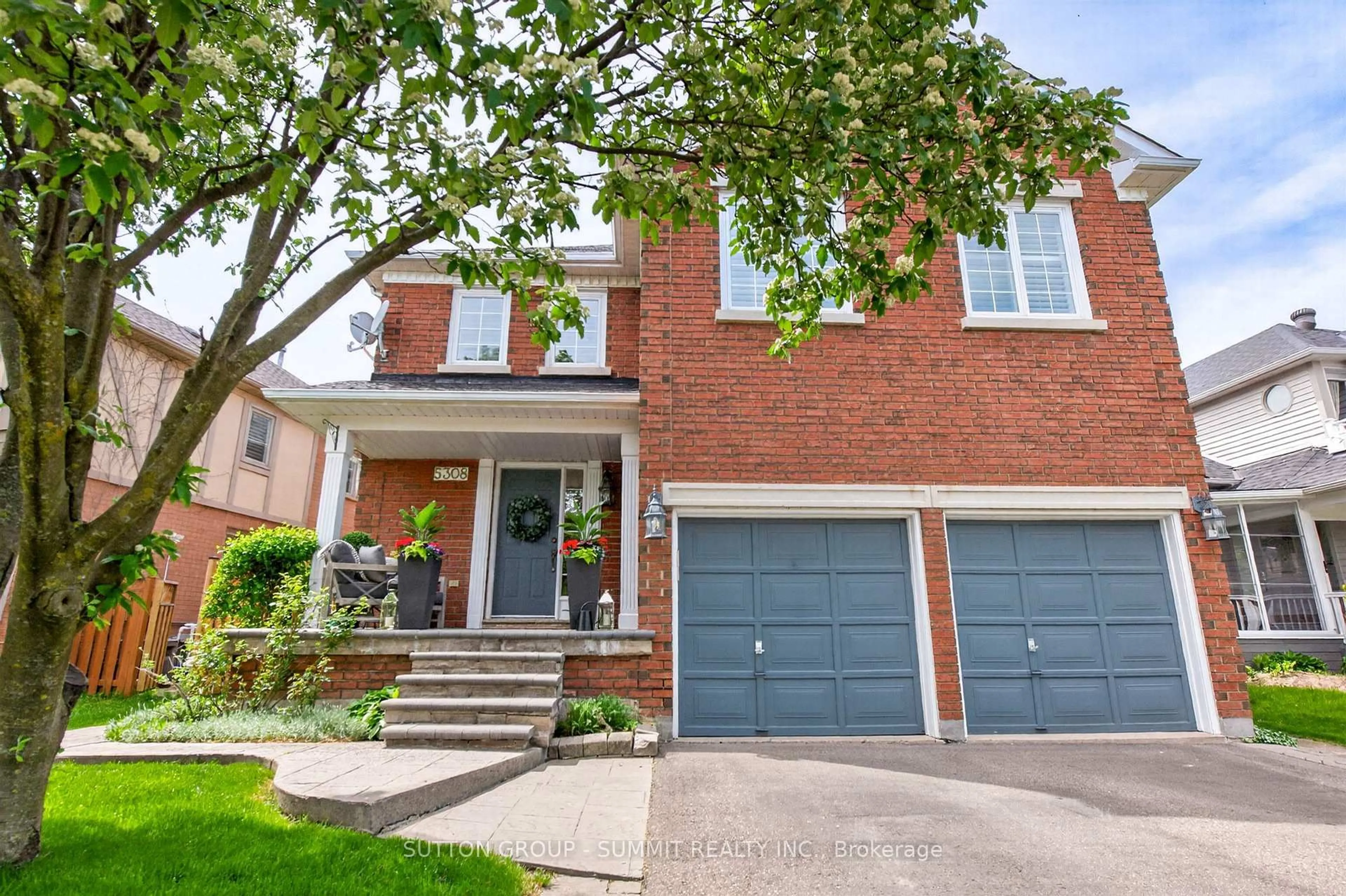 Home with brick exterior material, street for 5308 MIDDLEBURY Dr, Mississauga Ontario L5M 5E5