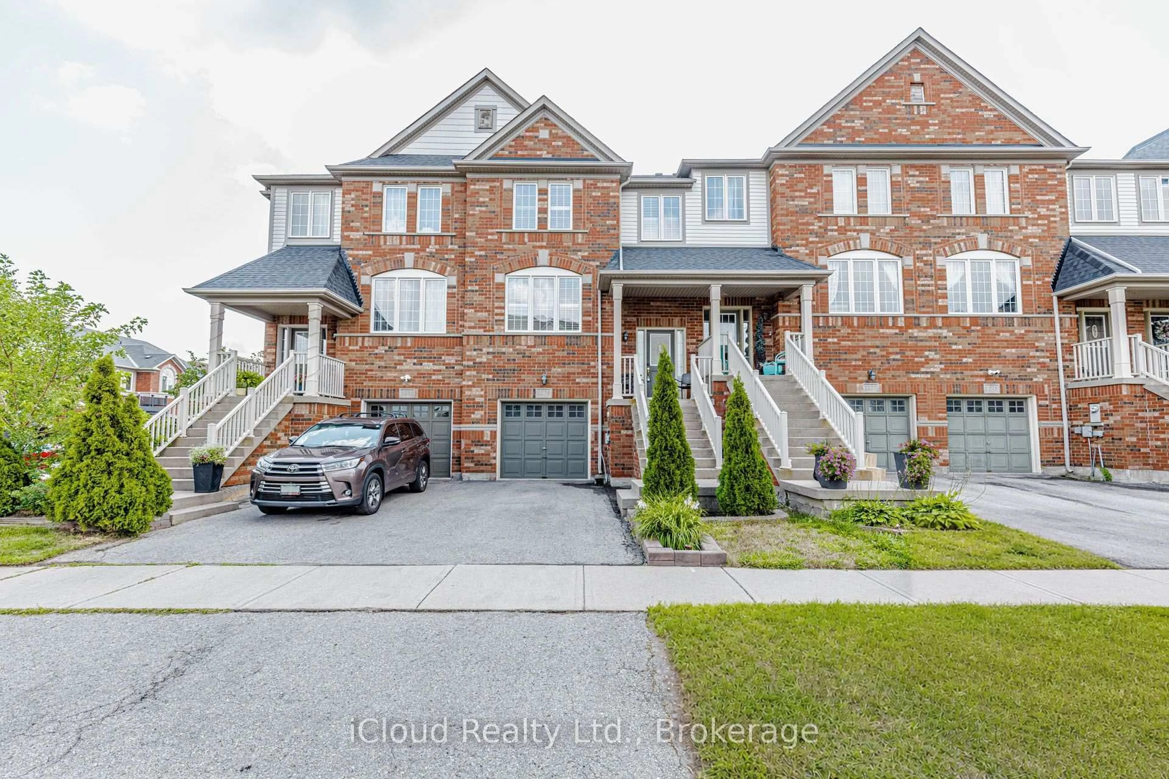 Home with brick exterior material, street for 1279 Lamont Cres, Milton Ontario L9T 6W4