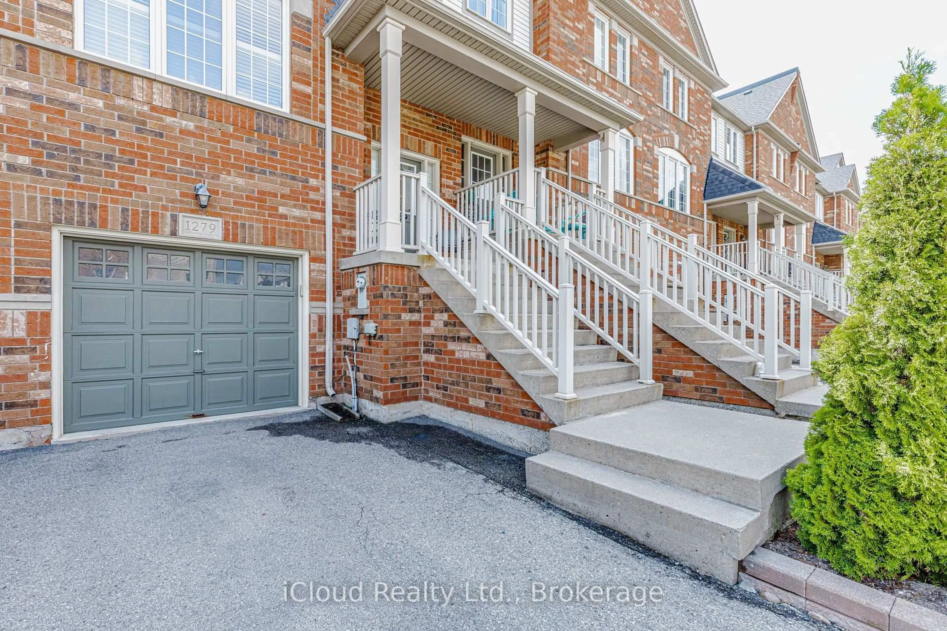 Home with brick exterior material, street for 1279 Lamont Cres, Milton Ontario L9T 6W4