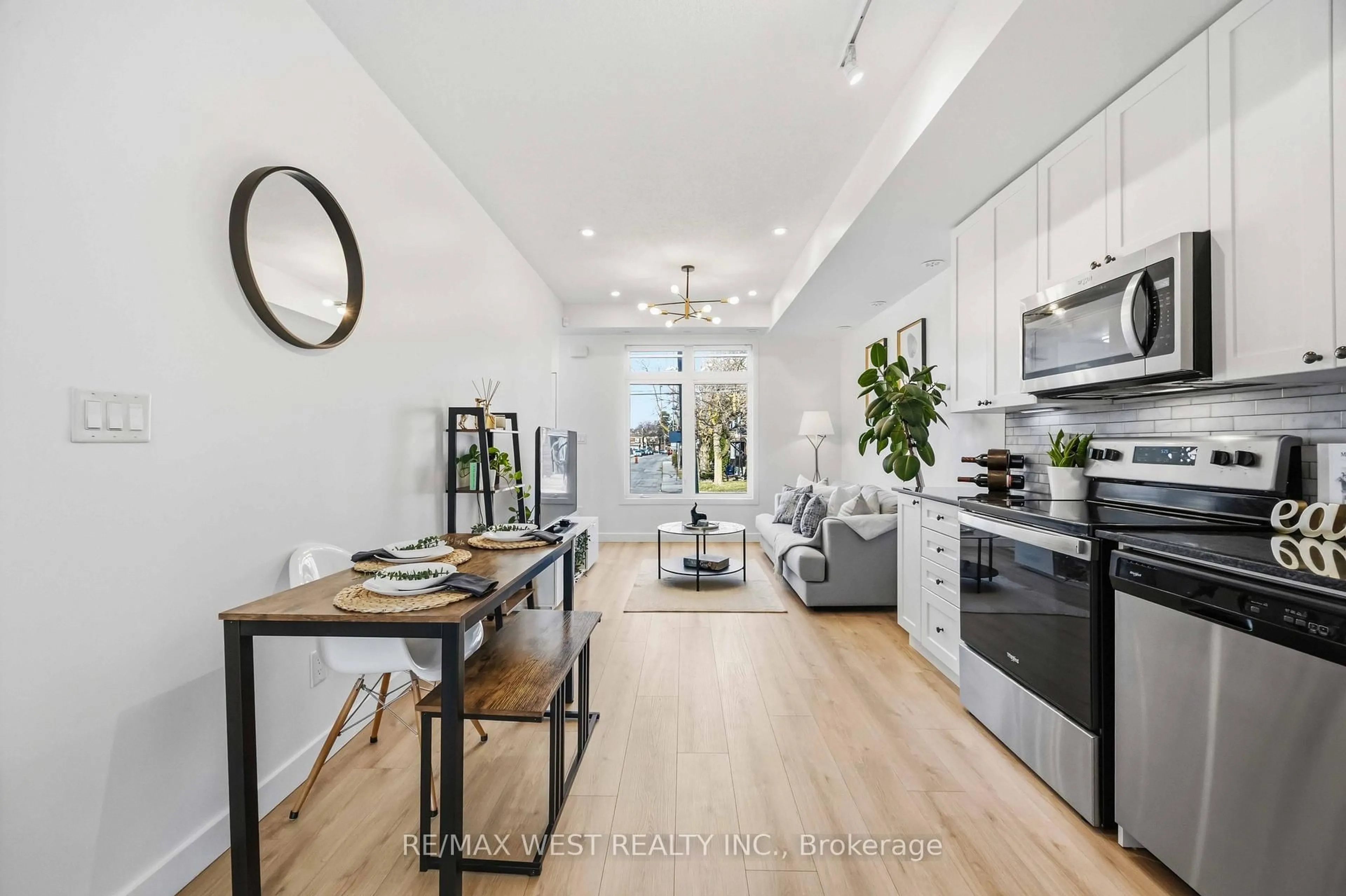 Open concept kitchen, unknown for 6 Bicknell Ave #1, Toronto Ontario M6M 0B4
