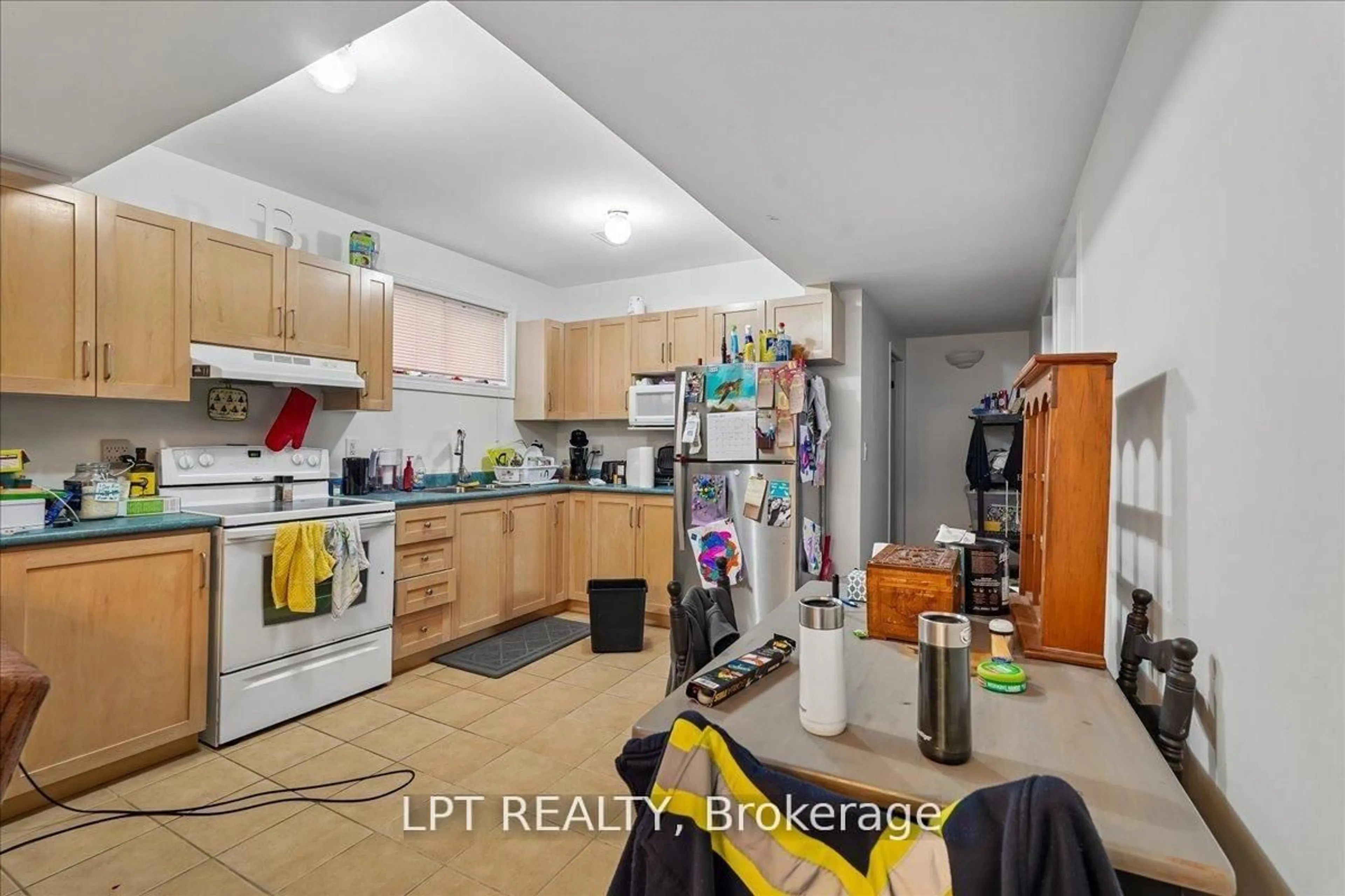 Unknown for 19 Terrastone Crt, Caledon Ontario L7E 2H1
