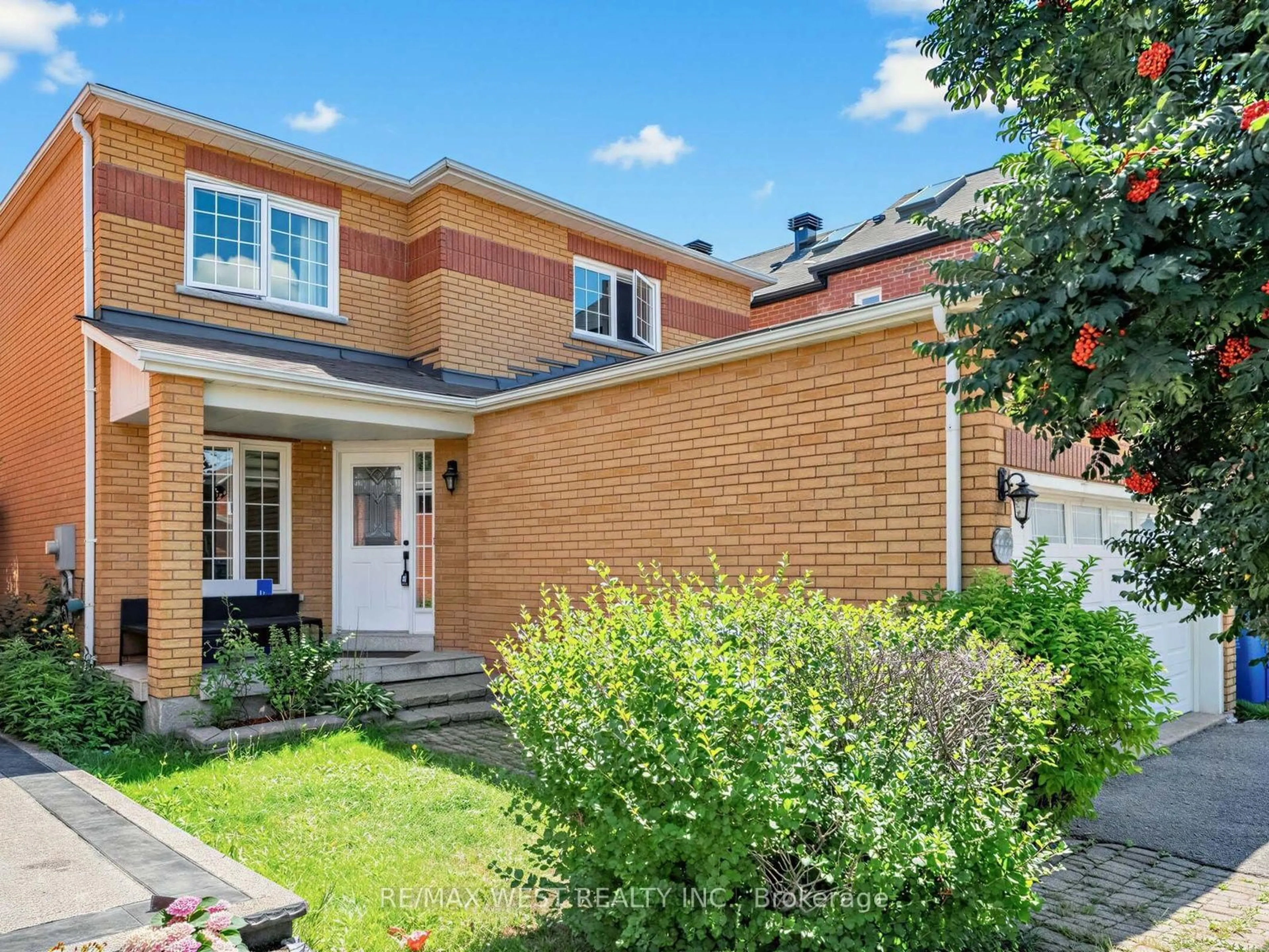 Home with brick exterior material, street for 112 Jordan Dr, Orangeville Ontario L9W 4W7