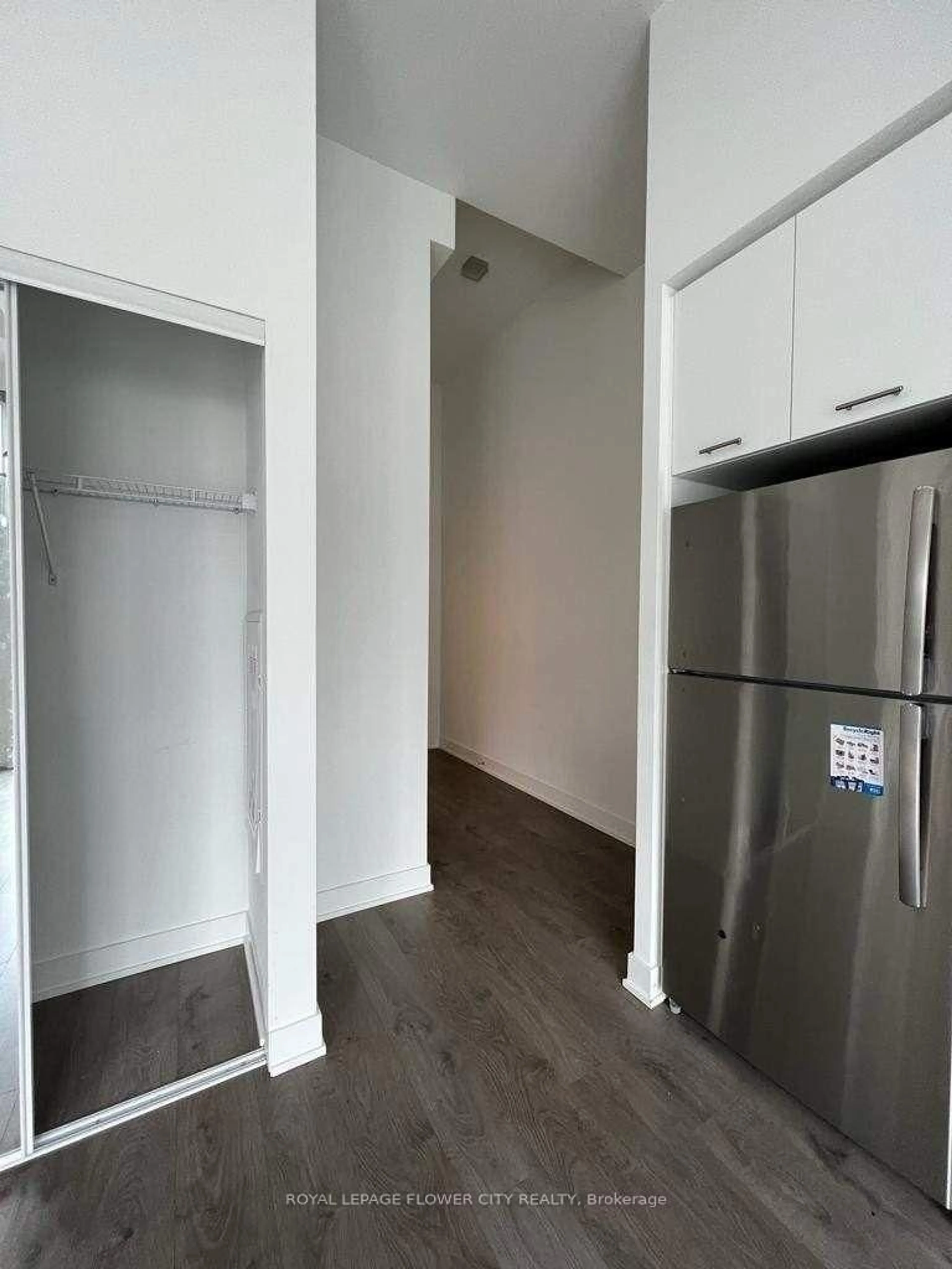 A pic of a room for 180 Veterans Dr #103, Brampton Ontario L6X 5R6