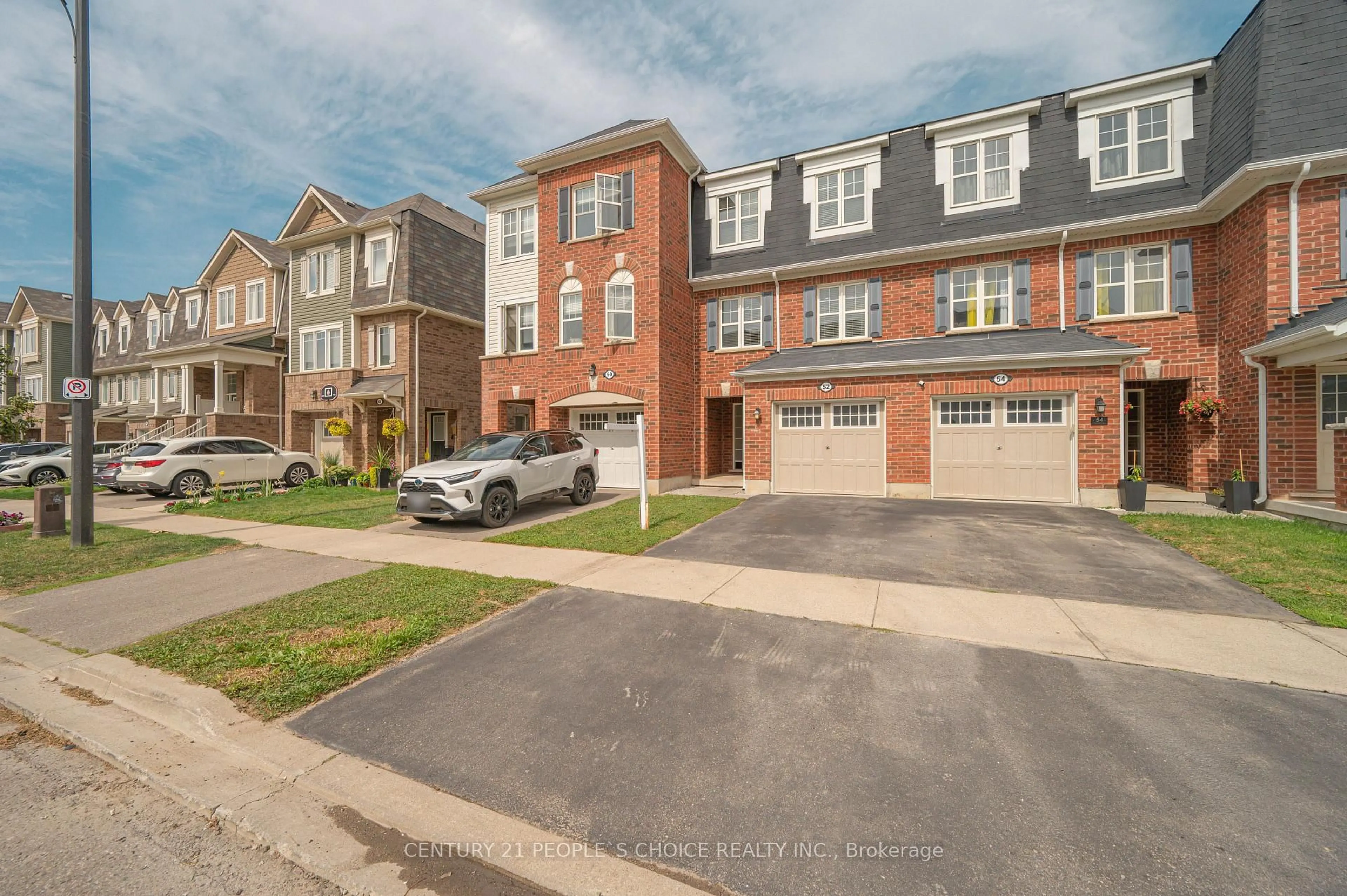 A pic from outside/outdoor area/front of a property/back of a property/a pic from drone, street for 52 Stewardship Rd, Brampton Ontario L7A 4W6